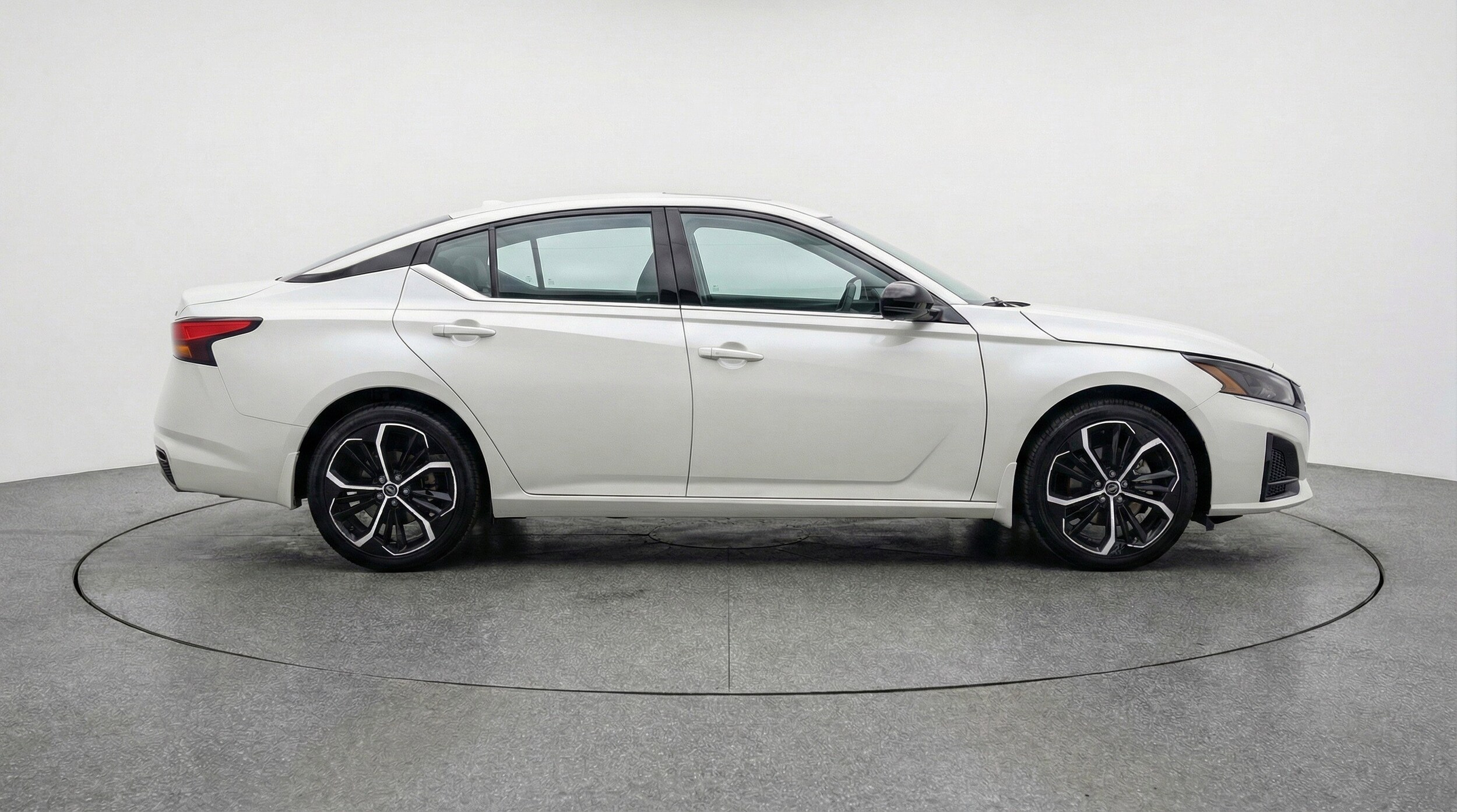 Thumbnail: 2025 Nissan Altima - 11