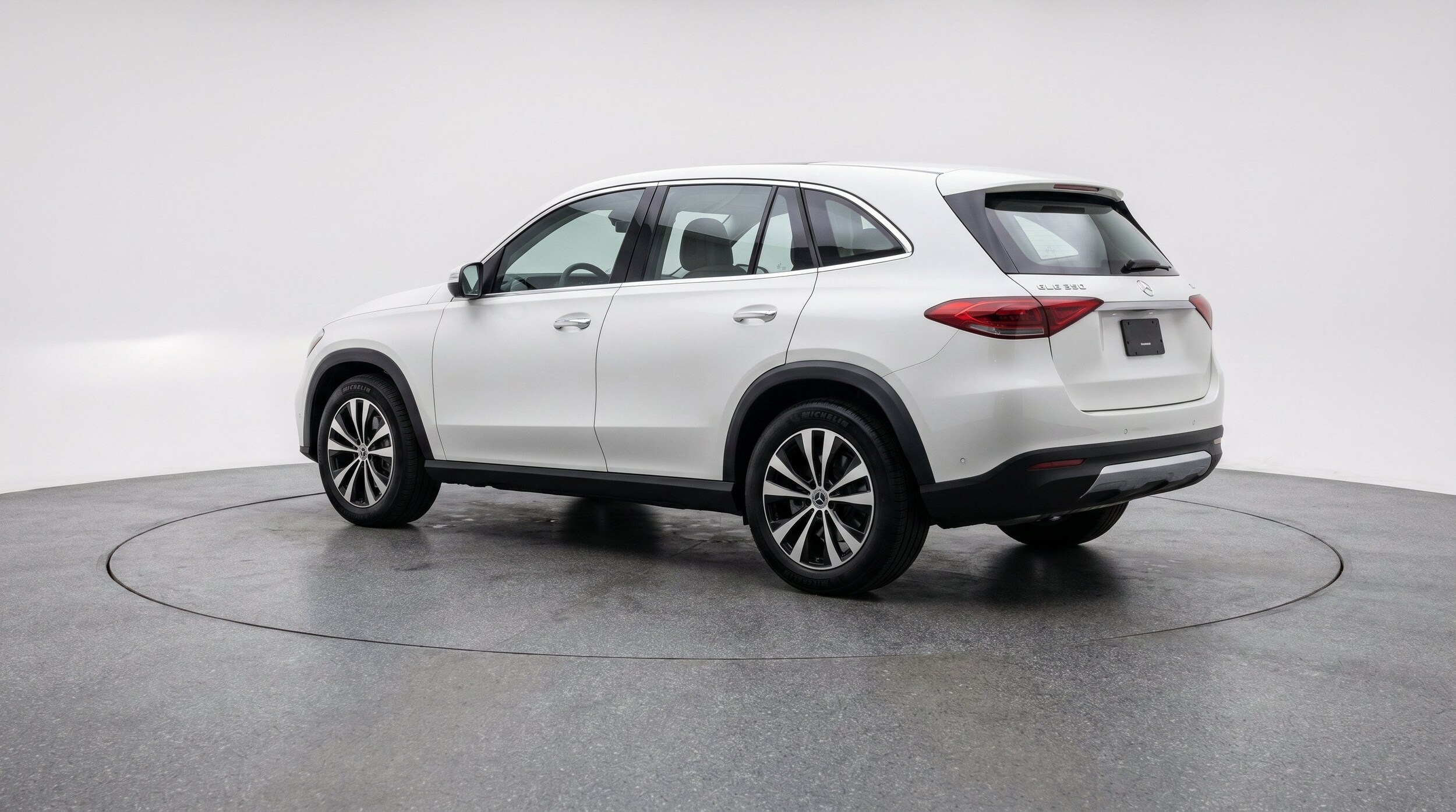 Thumbnail: 2026 Mercedes-Benz GLE - 6