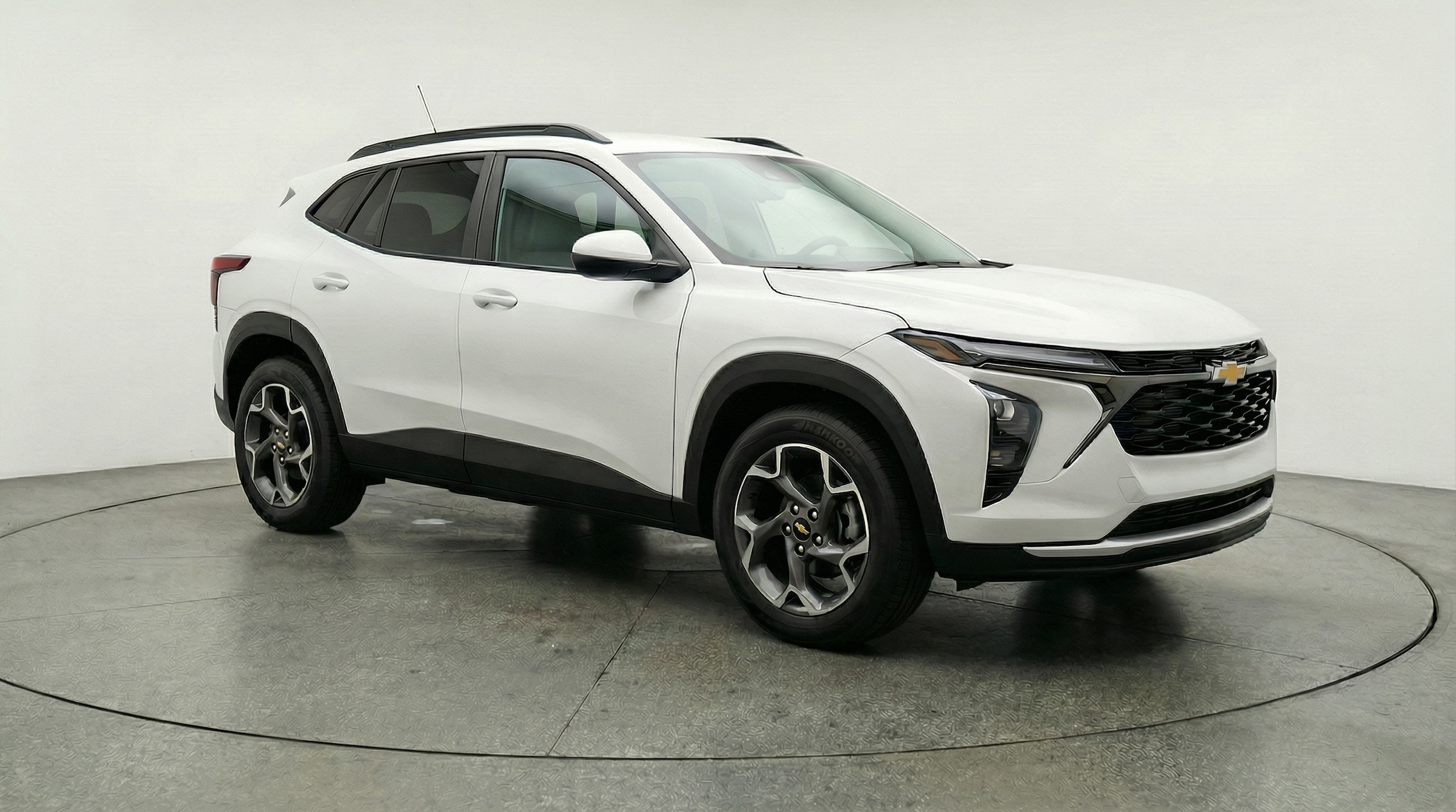 Thumbnail: 2025 Chevrolet Trax - 1