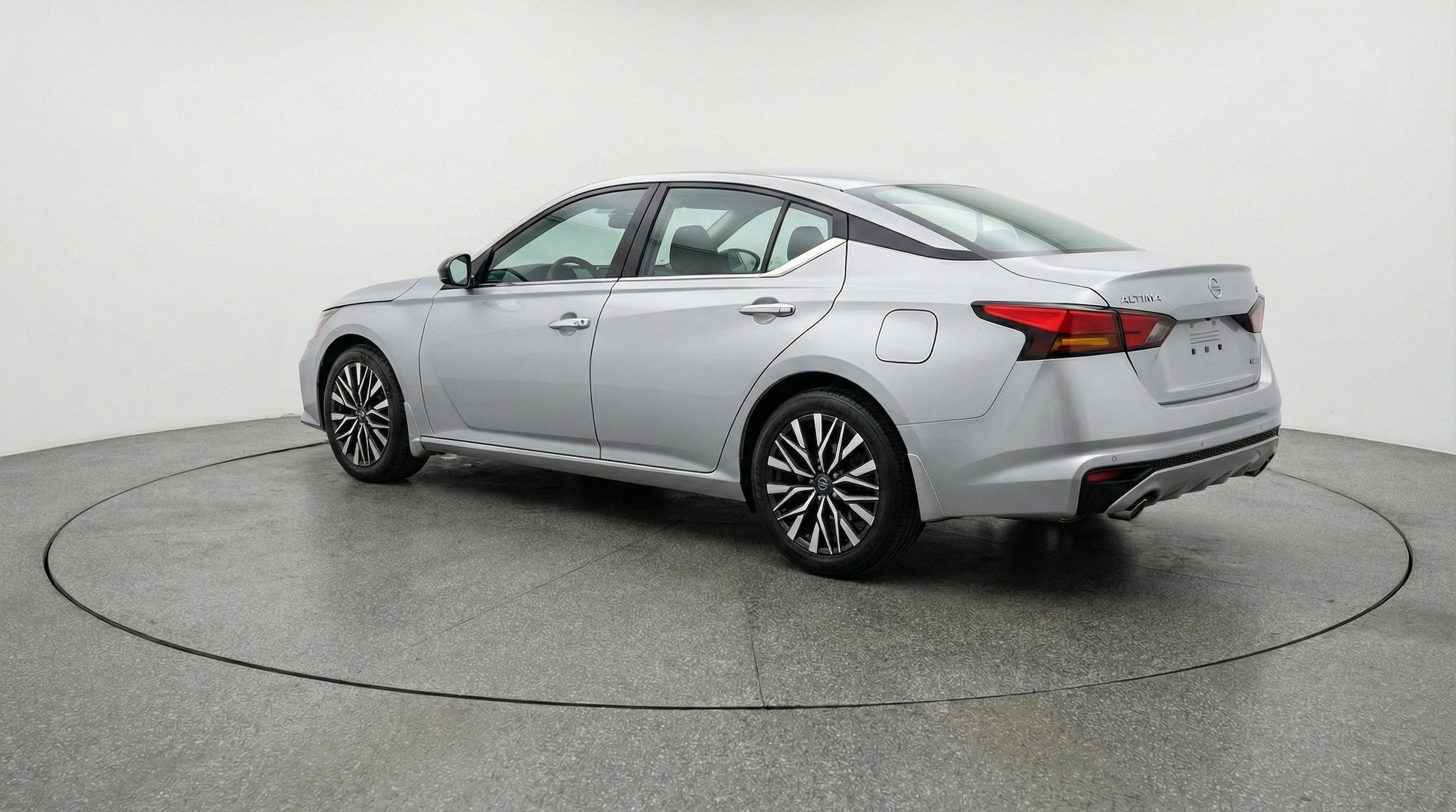 Thumbnail: 2025 Nissan Altima - 6