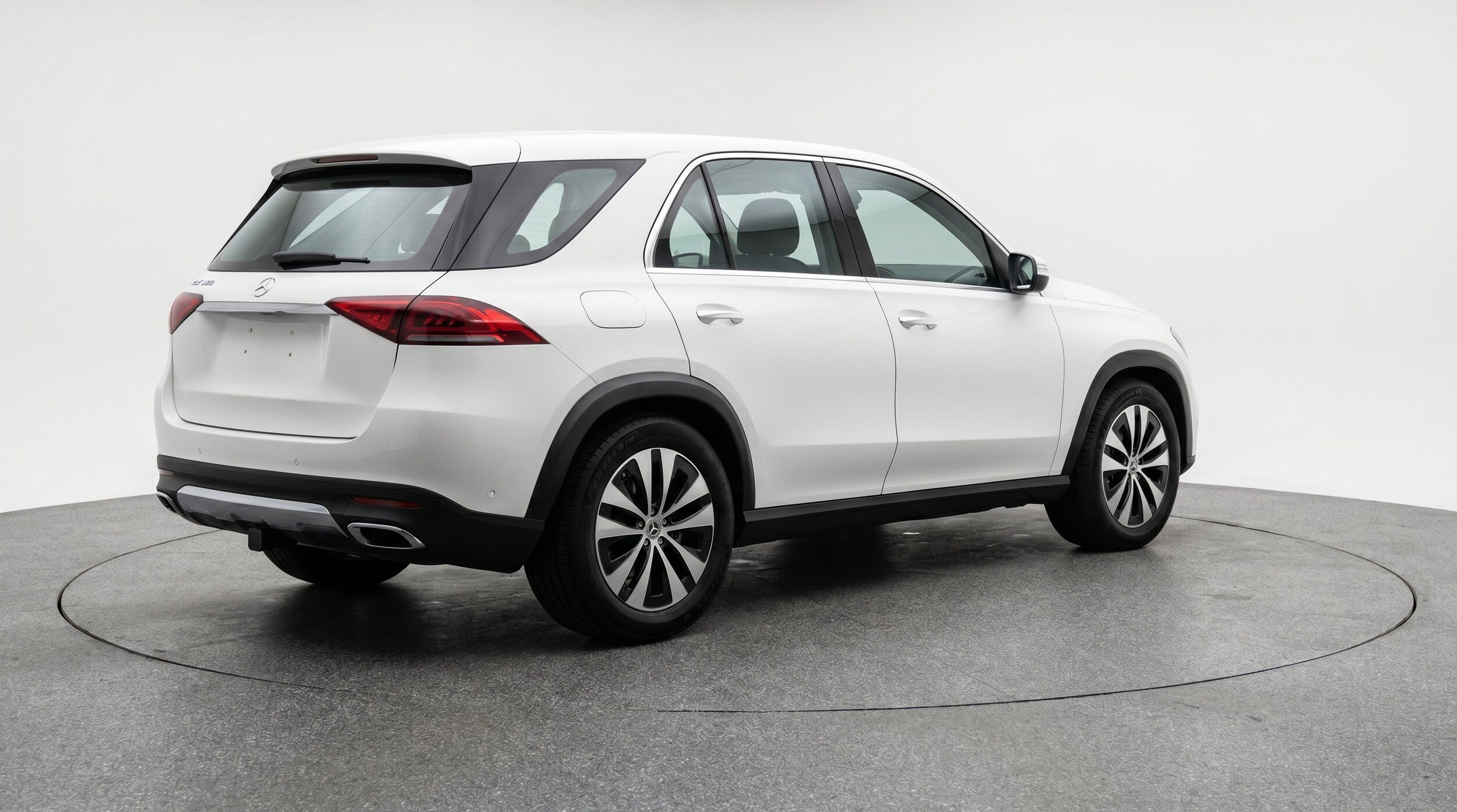 Thumbnail: 2026 Mercedes-Benz GLE - 9