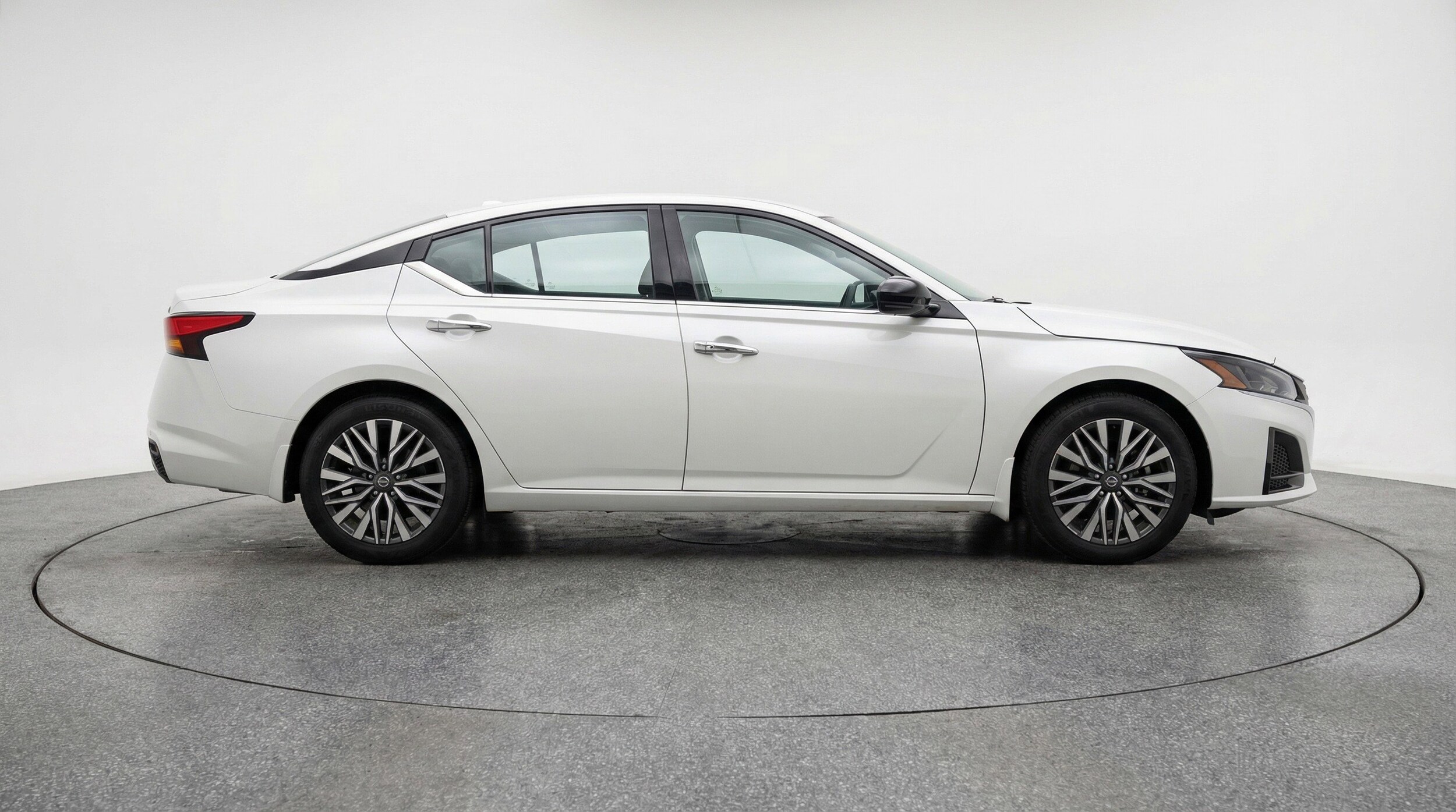 Thumbnail: 2025 Nissan Altima - 11