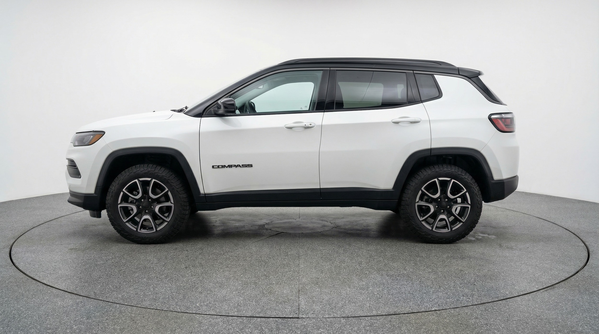 Thumbnail: 2025 Jeep Compass - 4