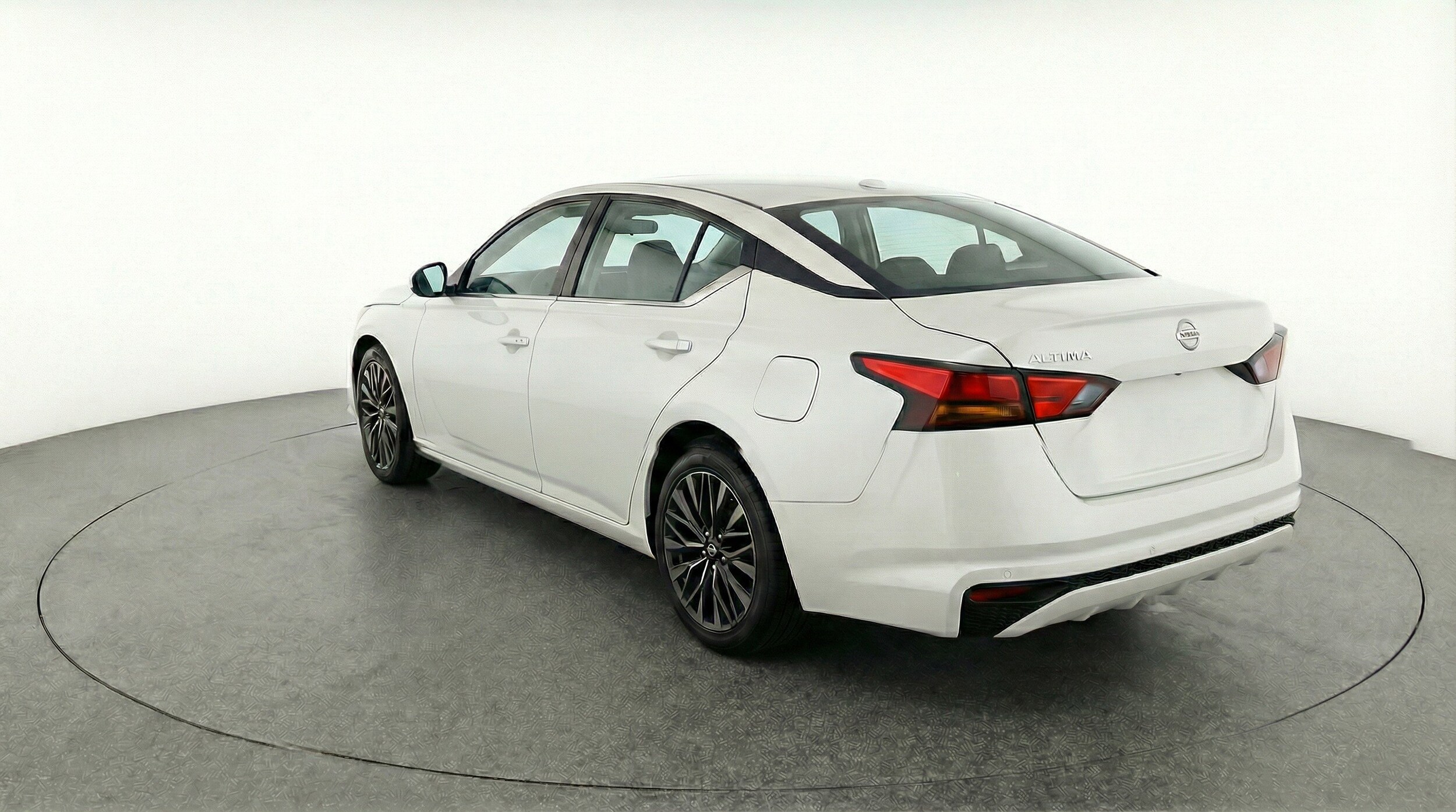 Thumbnail: 2025 Nissan Altima - 6