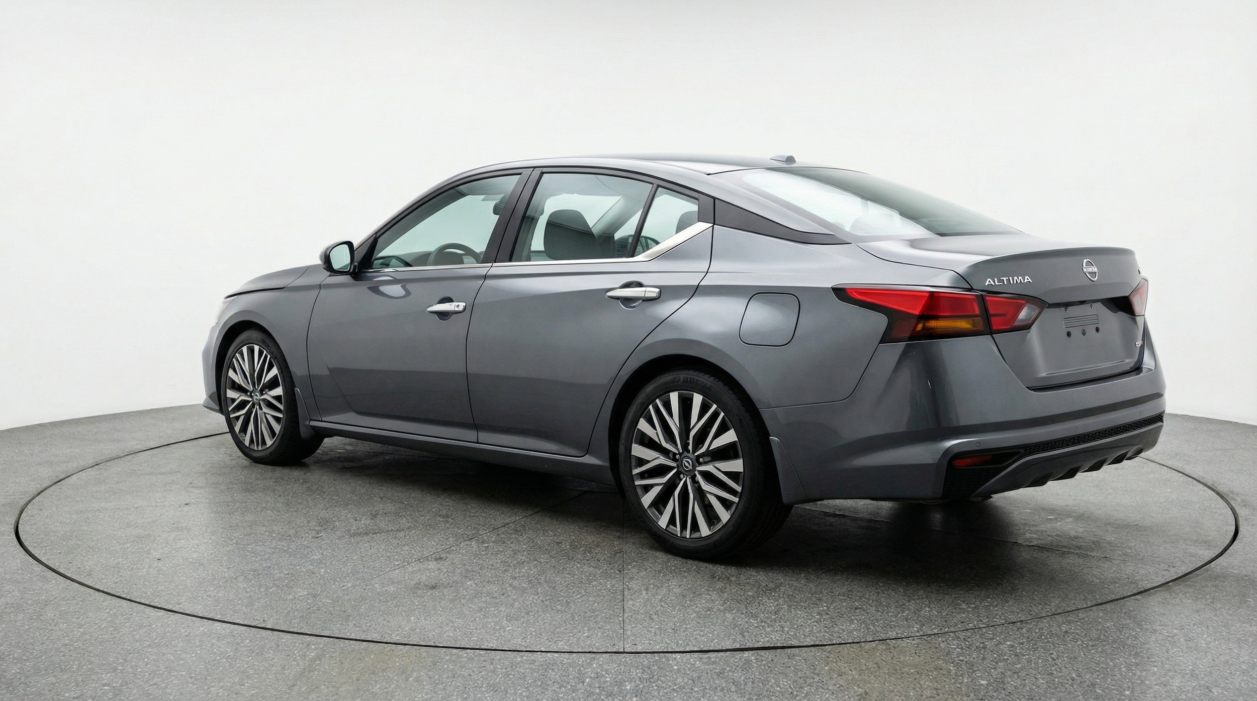 Thumbnail: 2025 Nissan Altima - 6