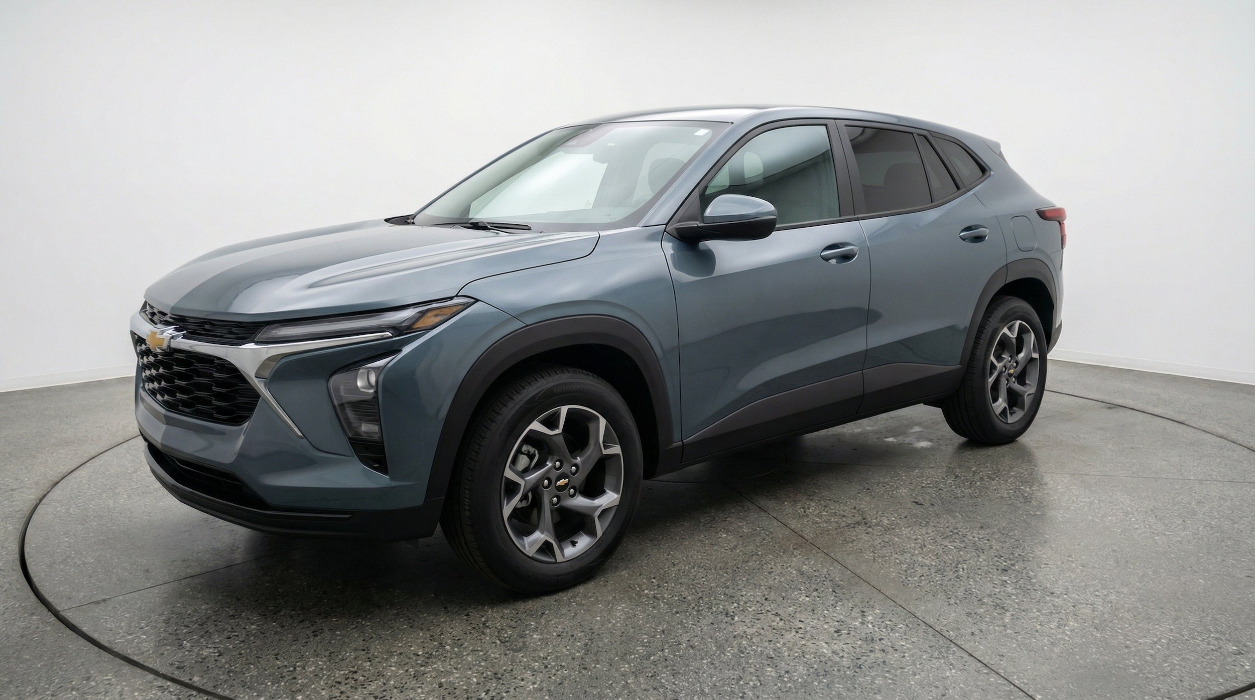 Thumbnail: 2025 Chevrolet Trax - 3