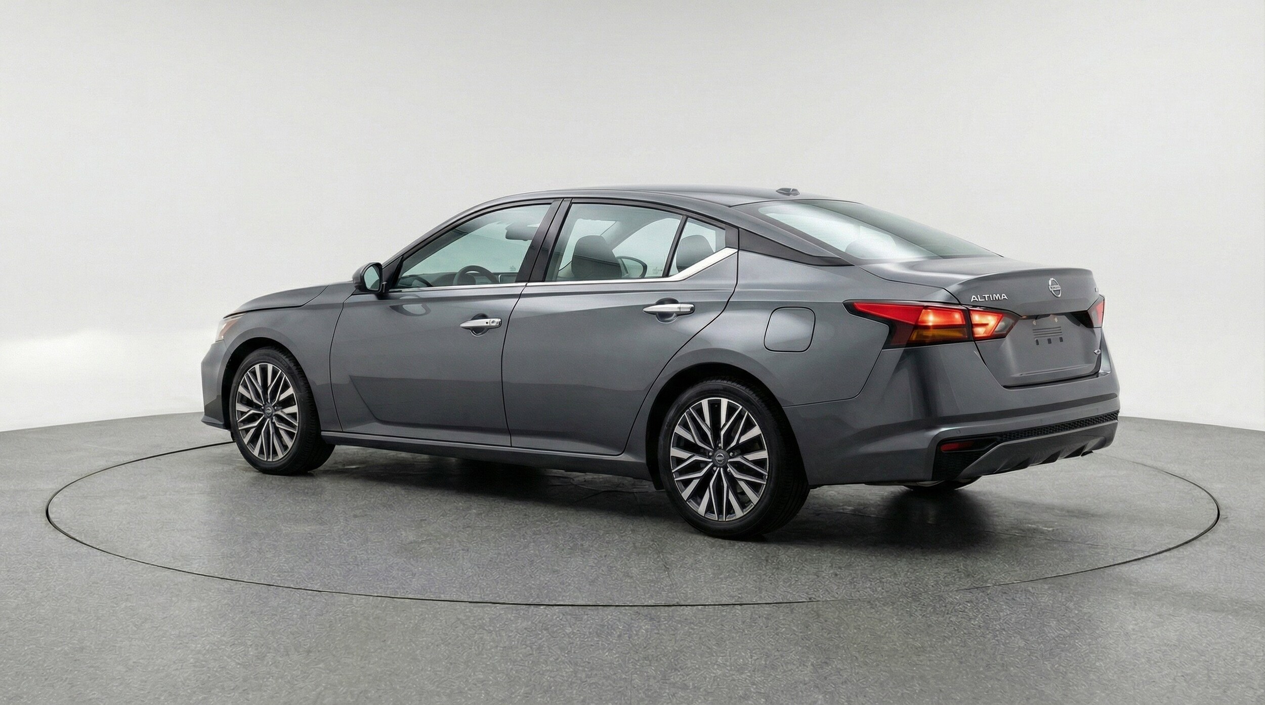 Thumbnail: 2025 Nissan Altima - 6