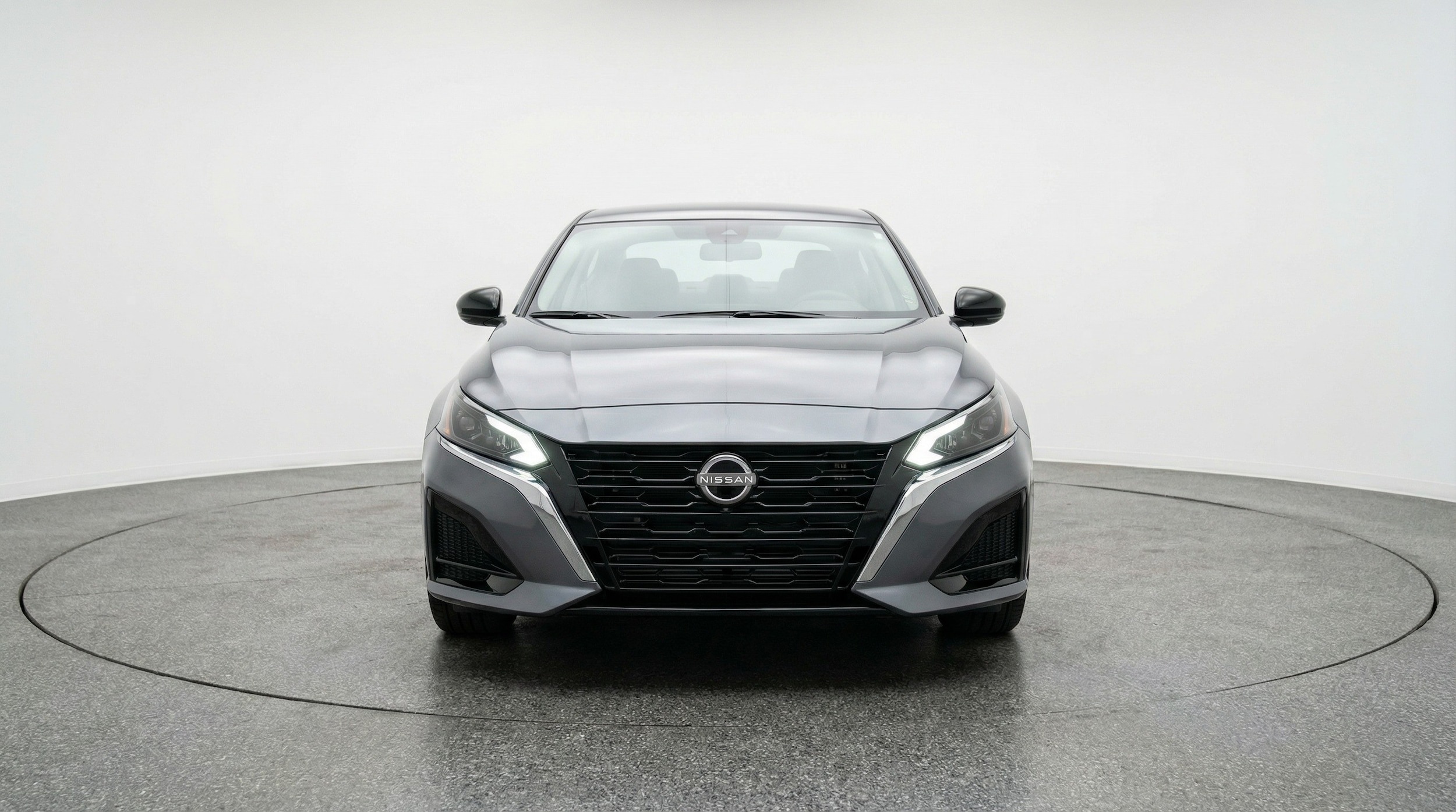 Thumbnail: 2025 Nissan Altima - 2