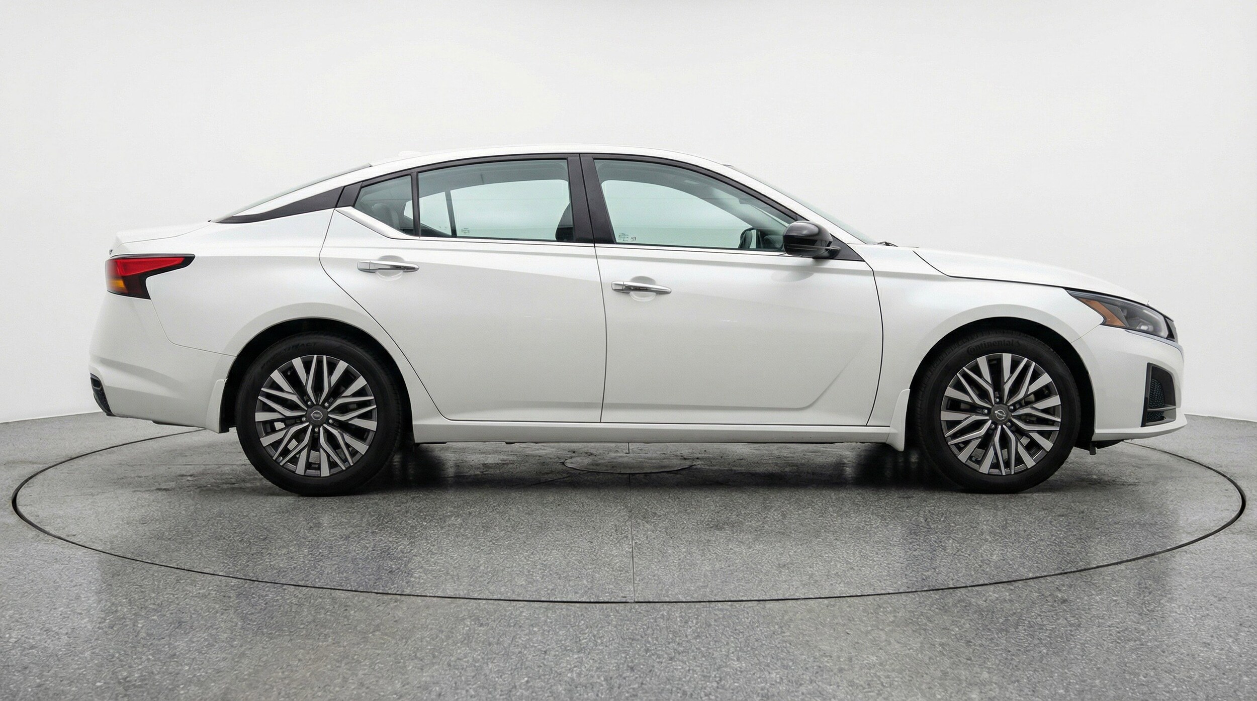 Thumbnail: 2025 Nissan Altima - 11