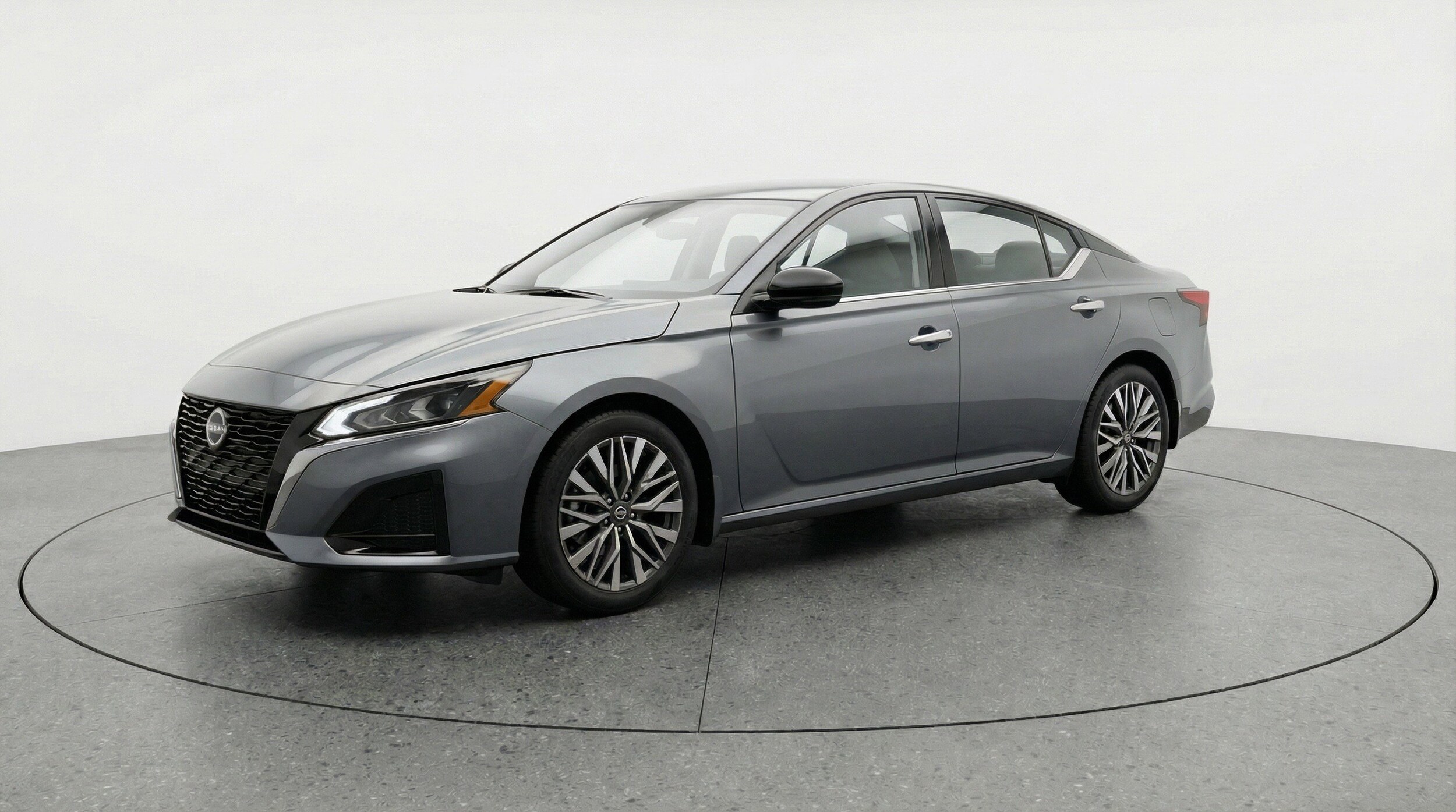 Thumbnail: 2025 Nissan Altima - 3