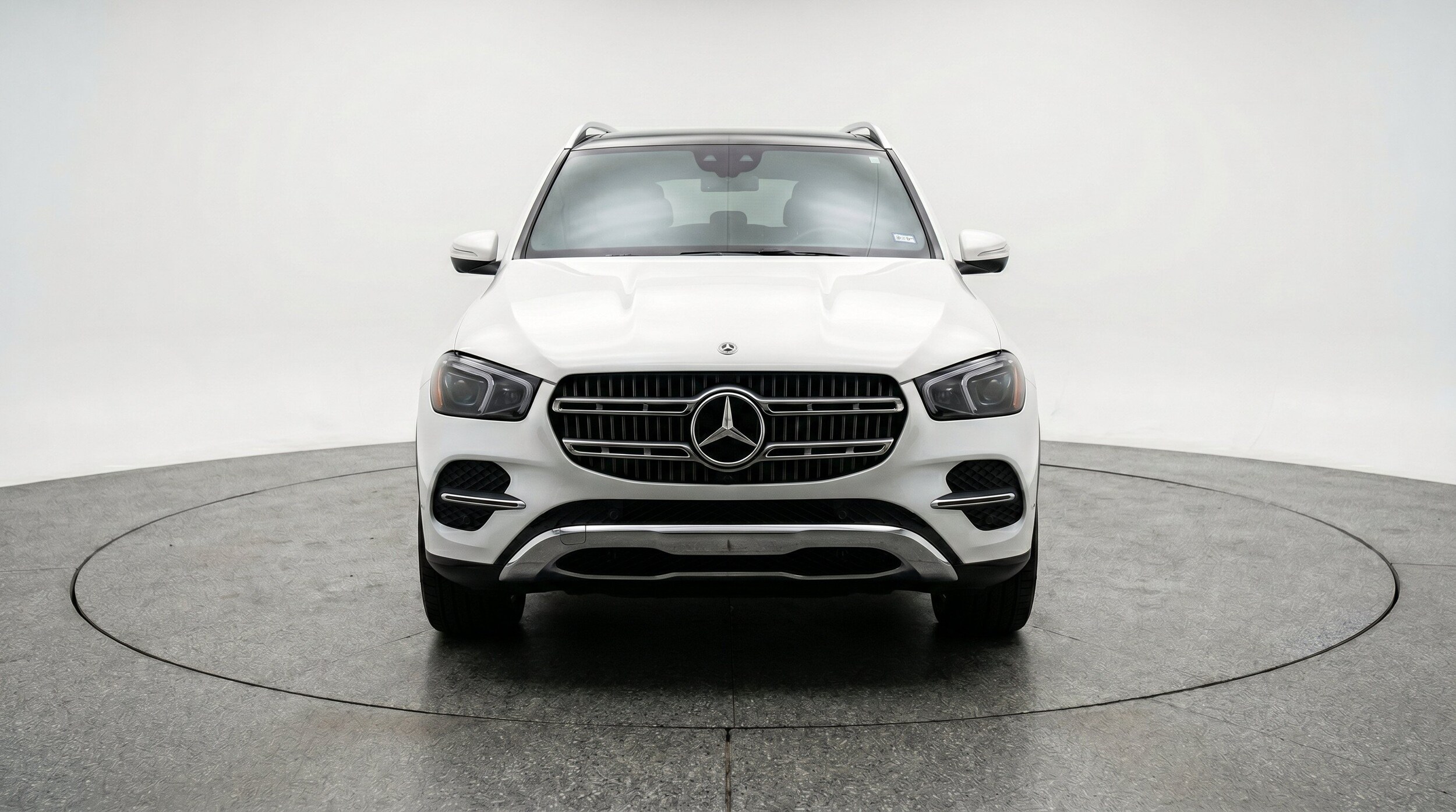 Thumbnail: 2026 Mercedes-Benz GLE - 2