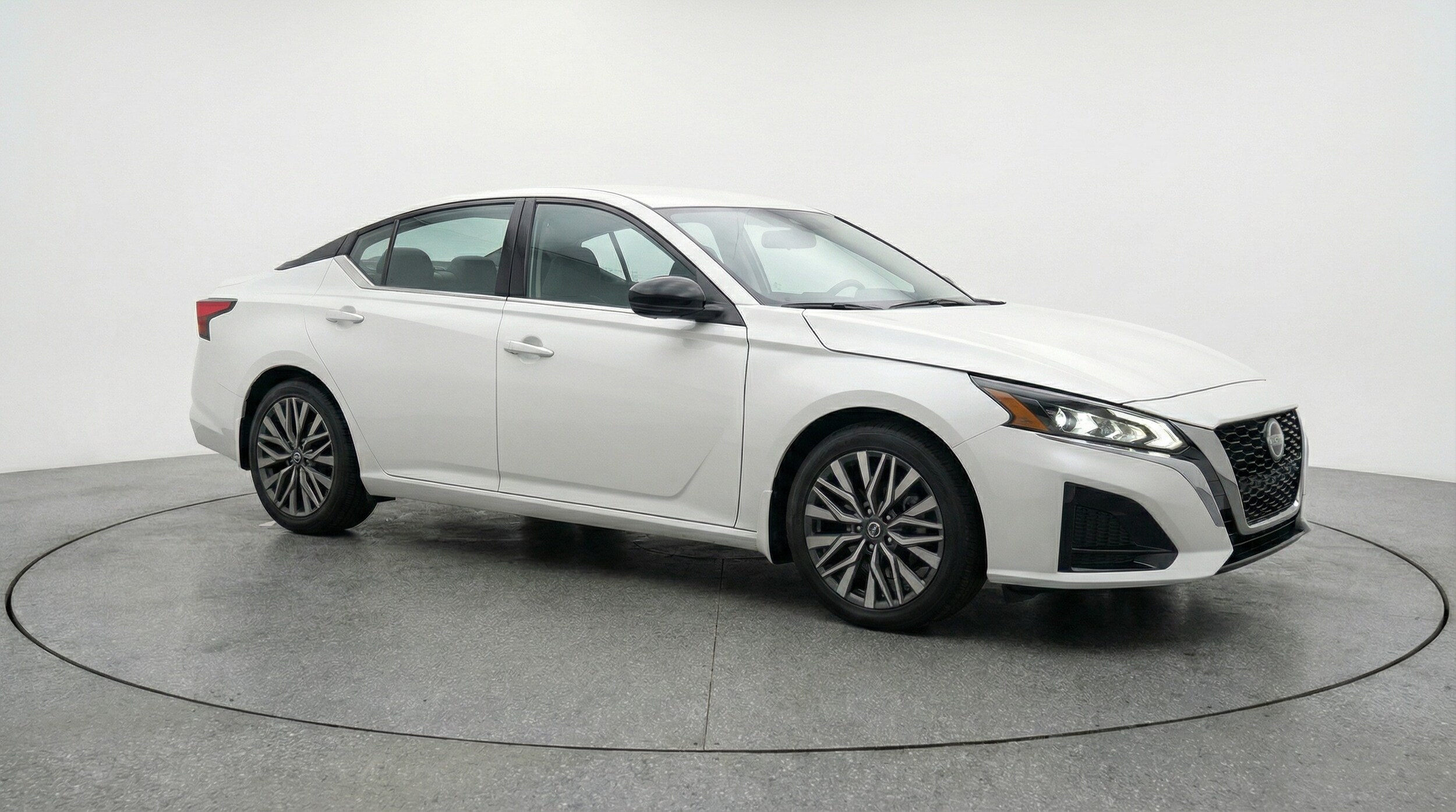 Thumbnail: 2025 Nissan Altima - 1