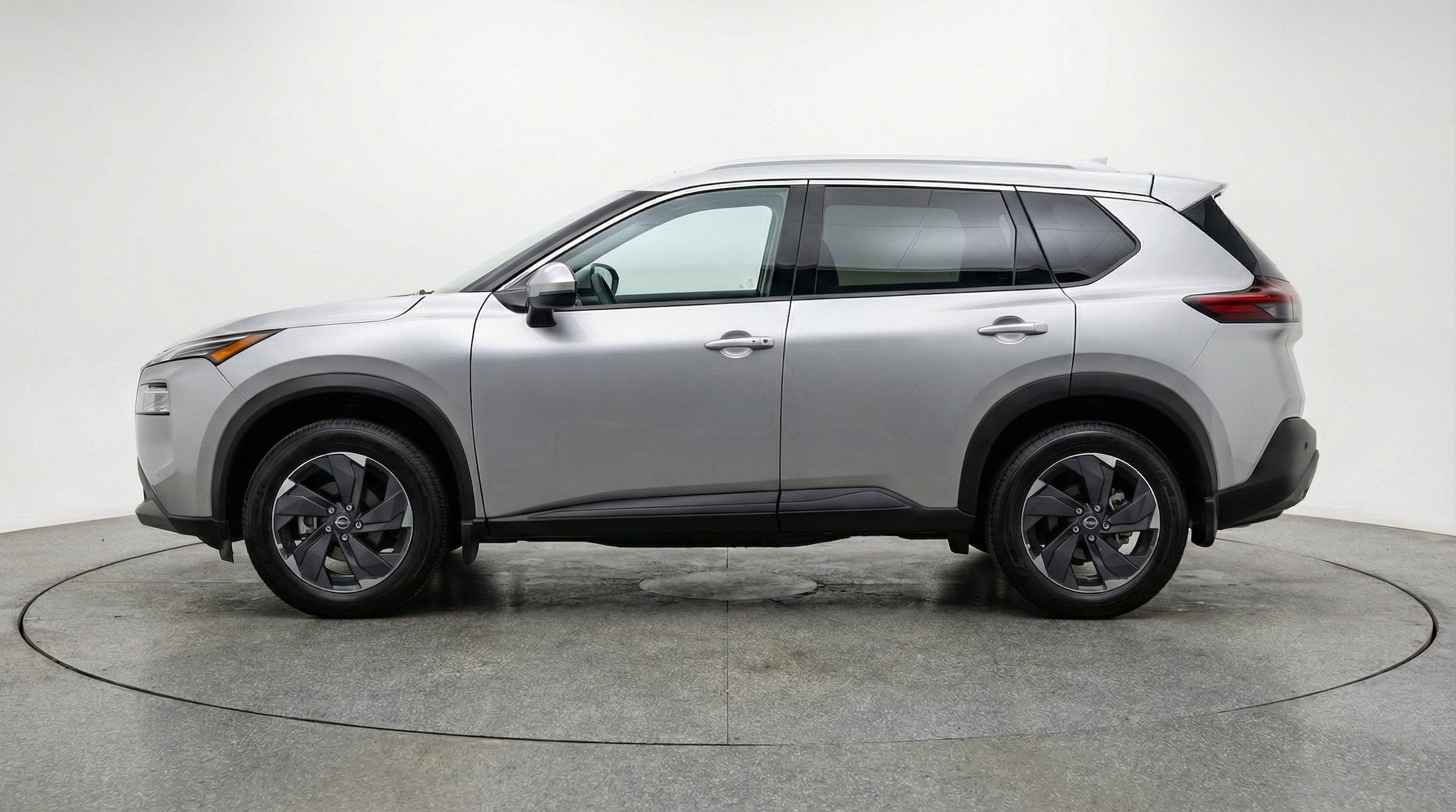 Thumbnail: 2025 Nissan Rogue - 5
