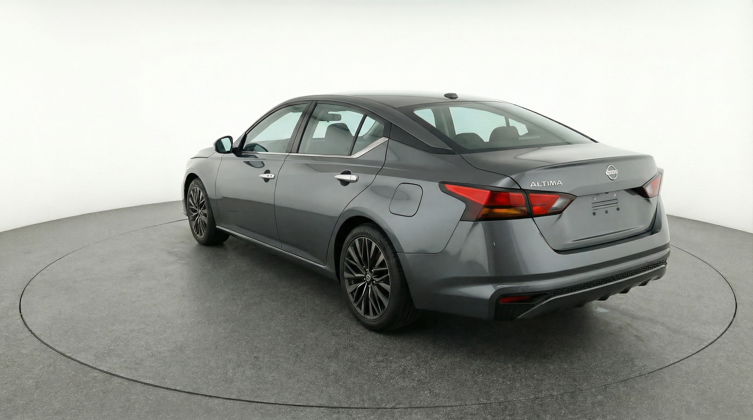 Thumbnail: 2025 Nissan Altima - 5