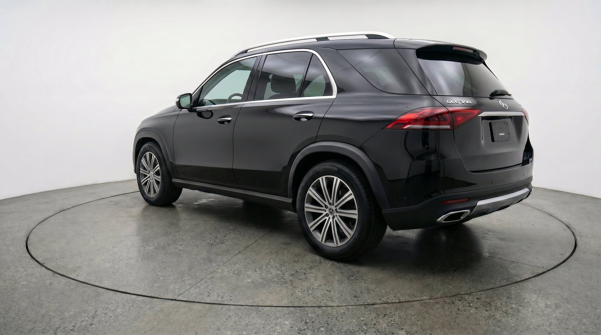Thumbnail: 2026 Mercedes-Benz GLE - 6