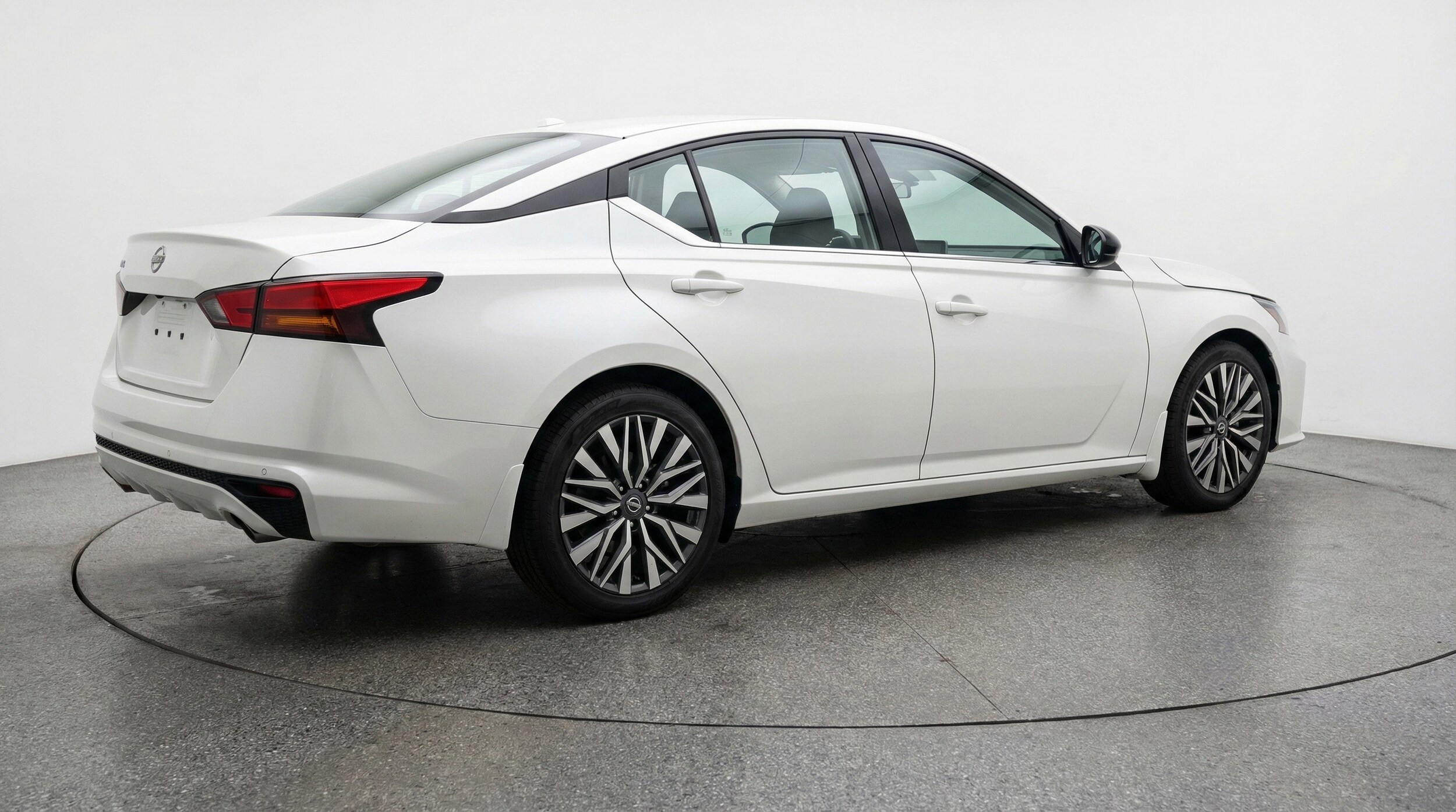 Thumbnail: 2025 Nissan Altima - 9