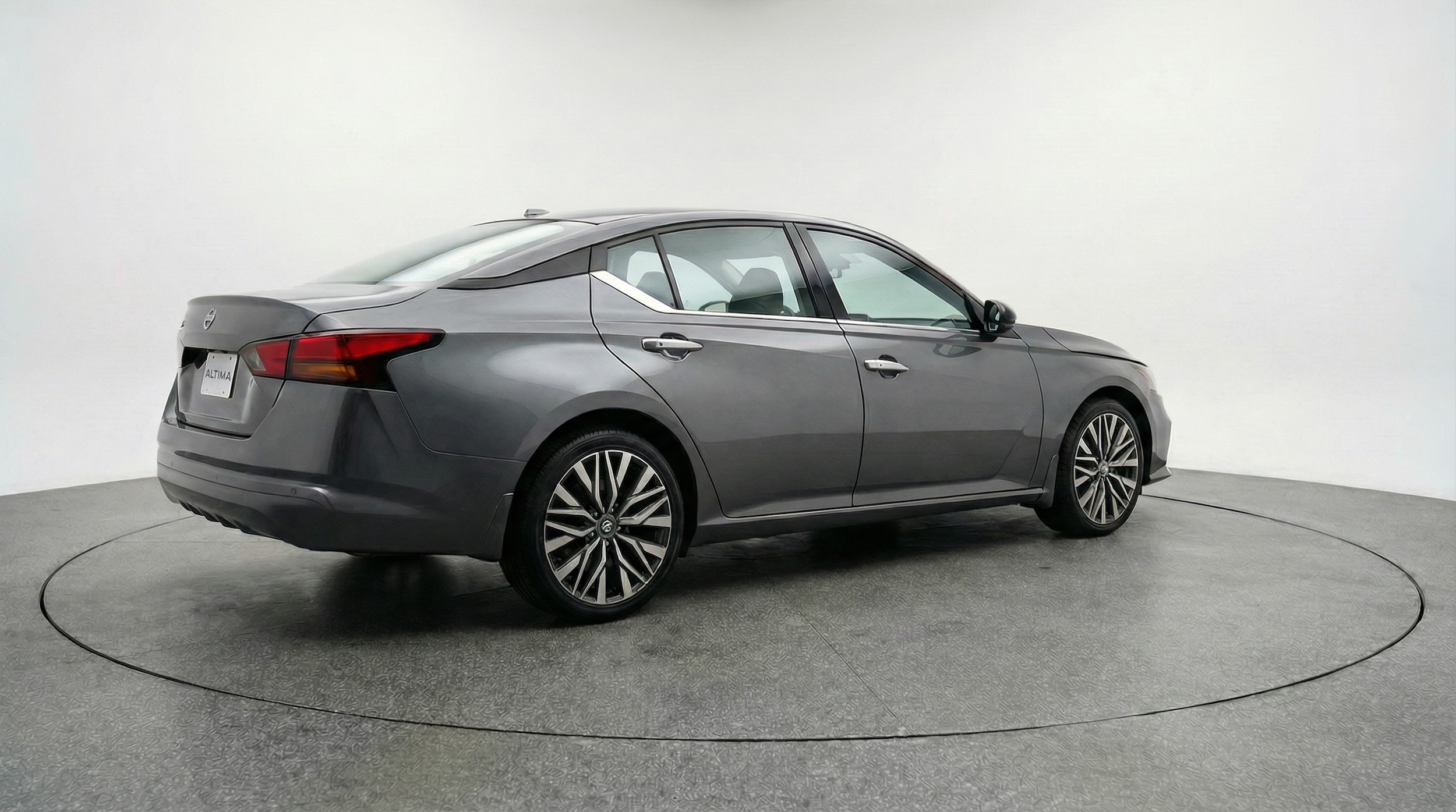 Thumbnail: 2025 Nissan Altima - 7