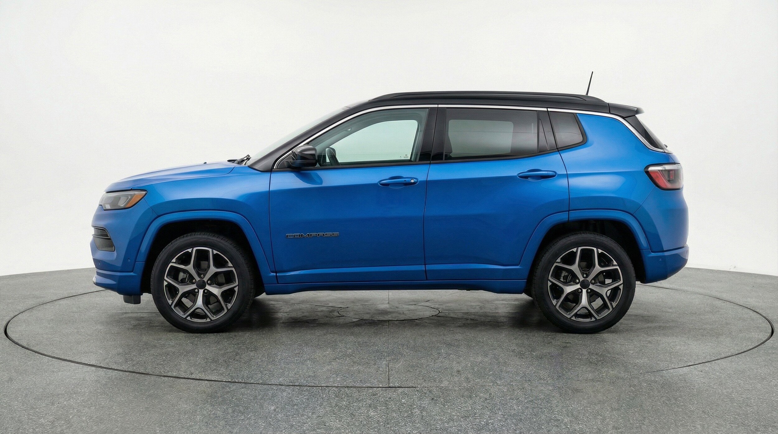 Thumbnail: 2025 Jeep Compass - 5
