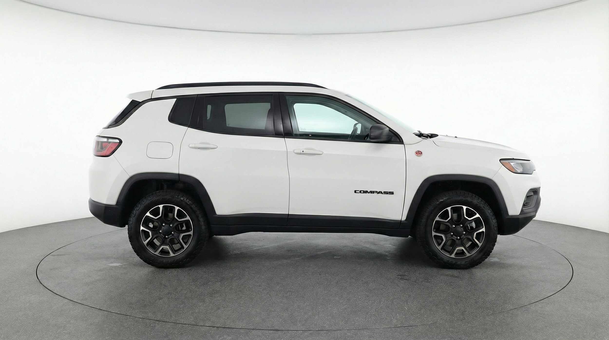Thumbnail: 2025 Jeep Compass - 8