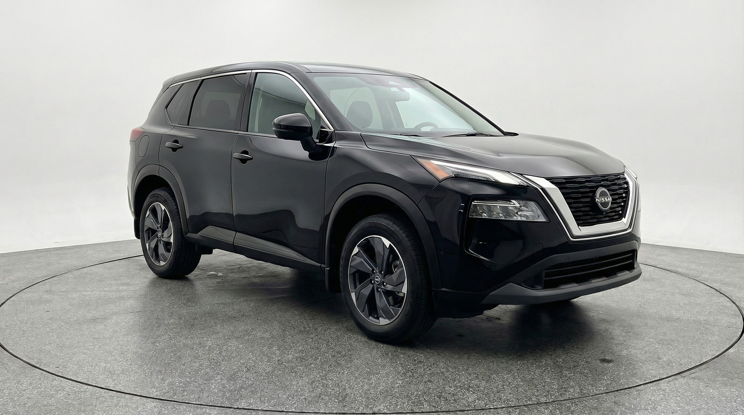 Thumbnail: 2025 Nissan Rogue - 1