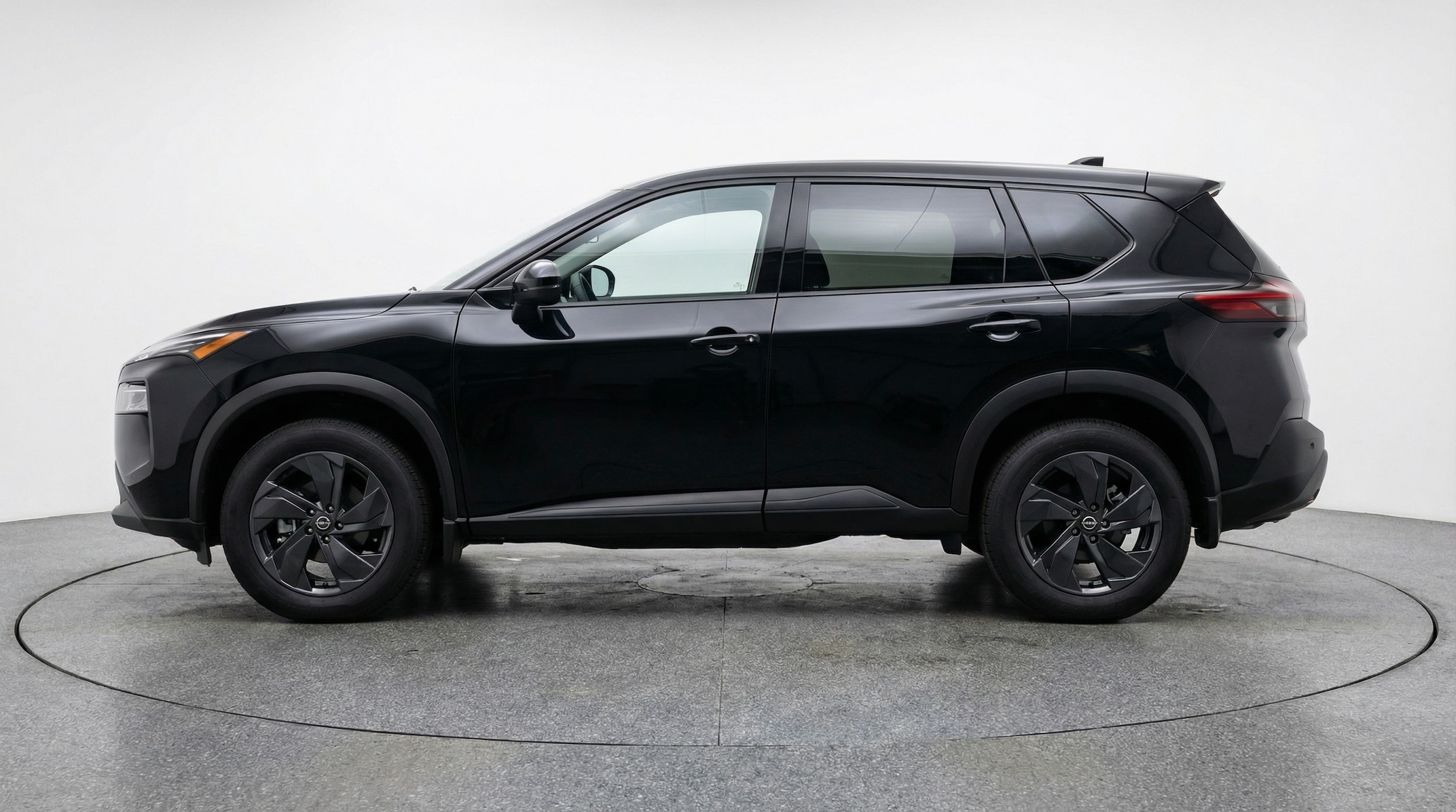 Thumbnail: 2025 Nissan Rogue - 4