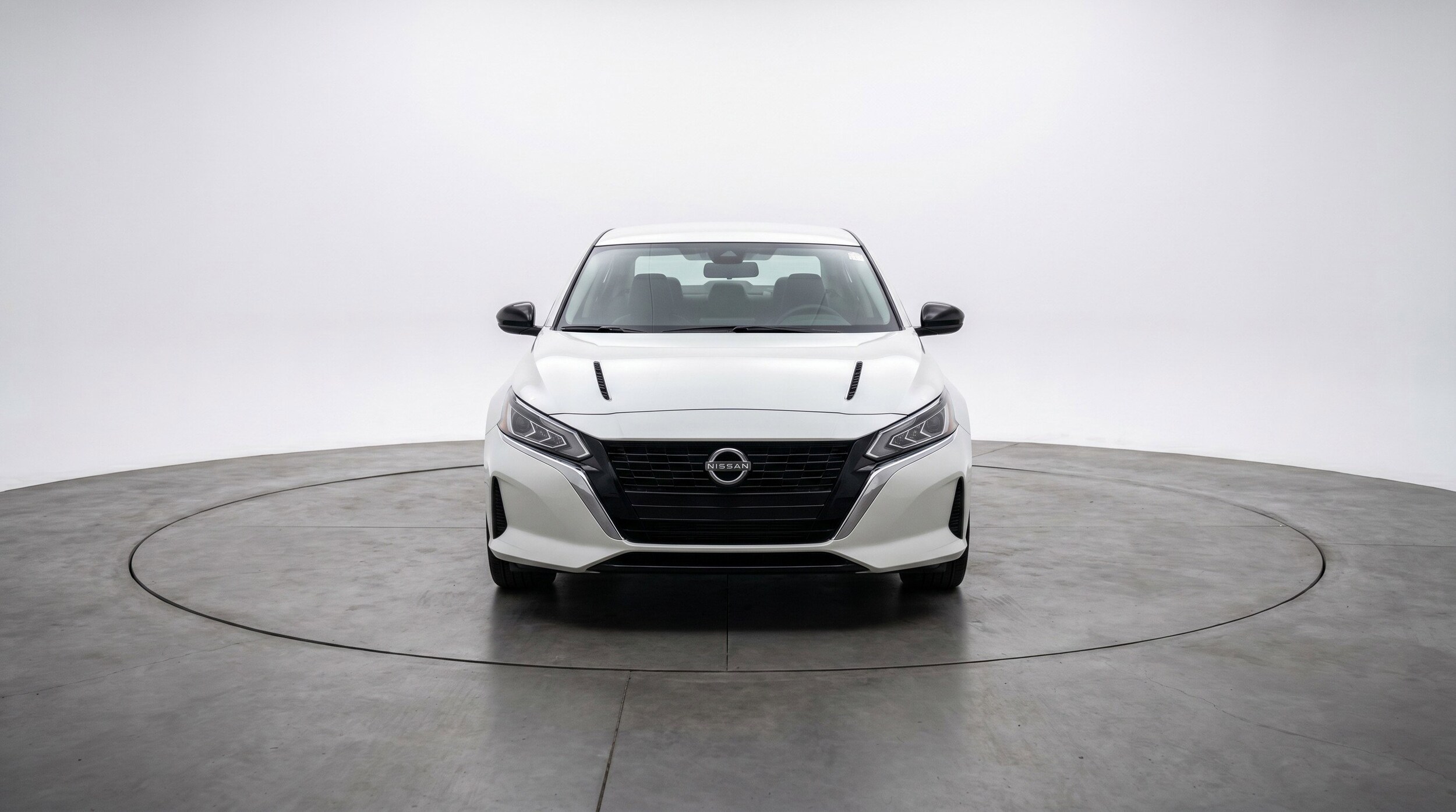 Thumbnail: 2025 Nissan Altima - 2