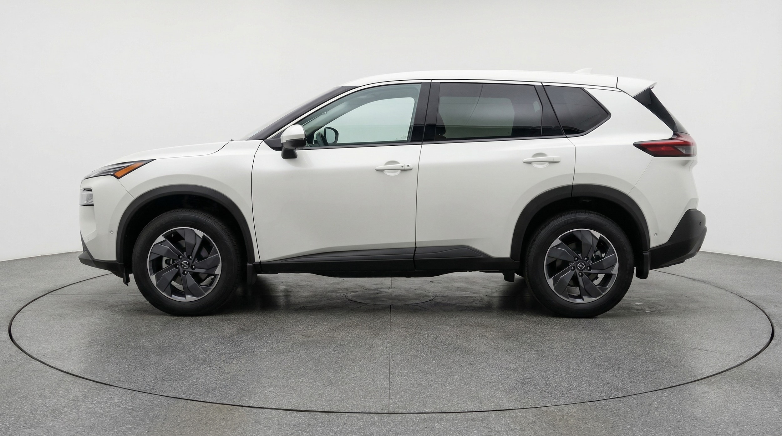 Thumbnail: 2025 Nissan Rogue - 4