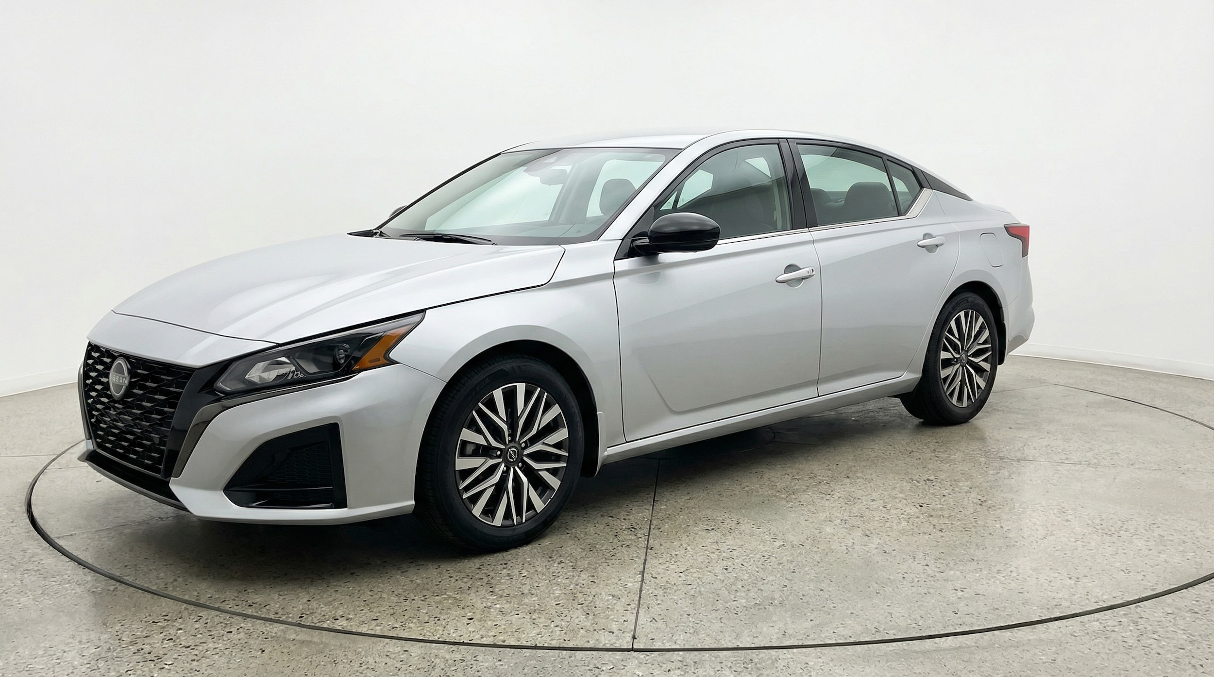 Thumbnail: 2025 Nissan Altima - 3