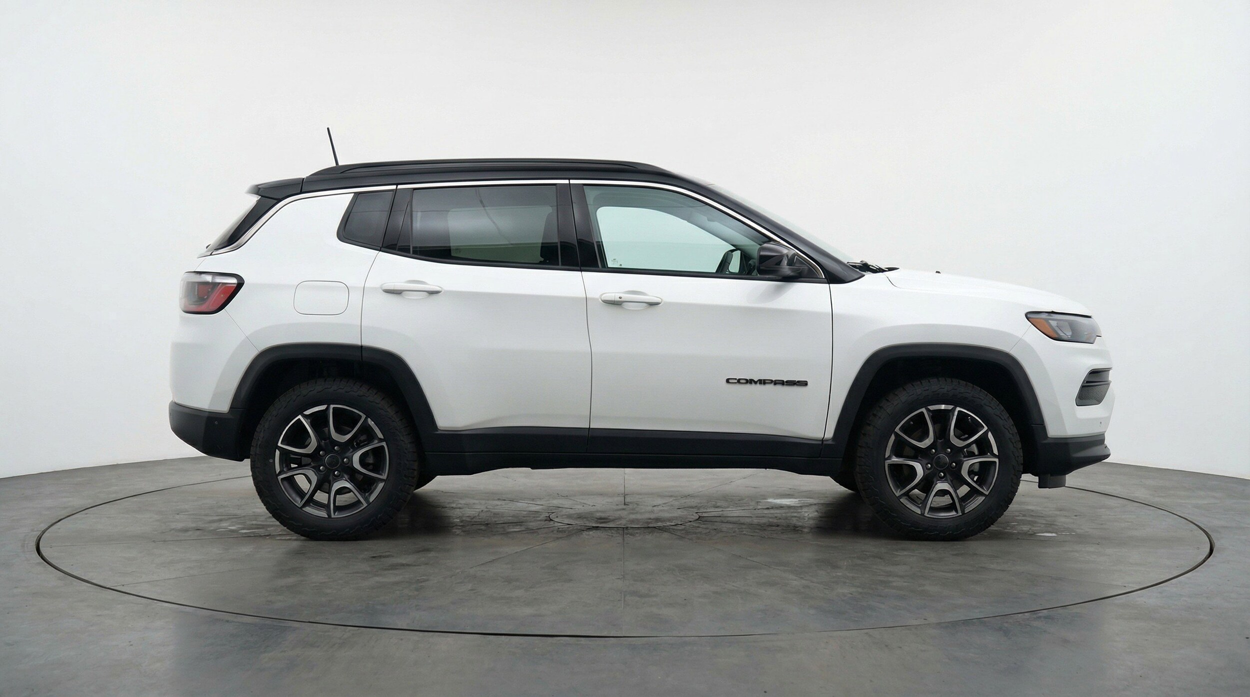 Thumbnail: 2025 Jeep Compass - 11
