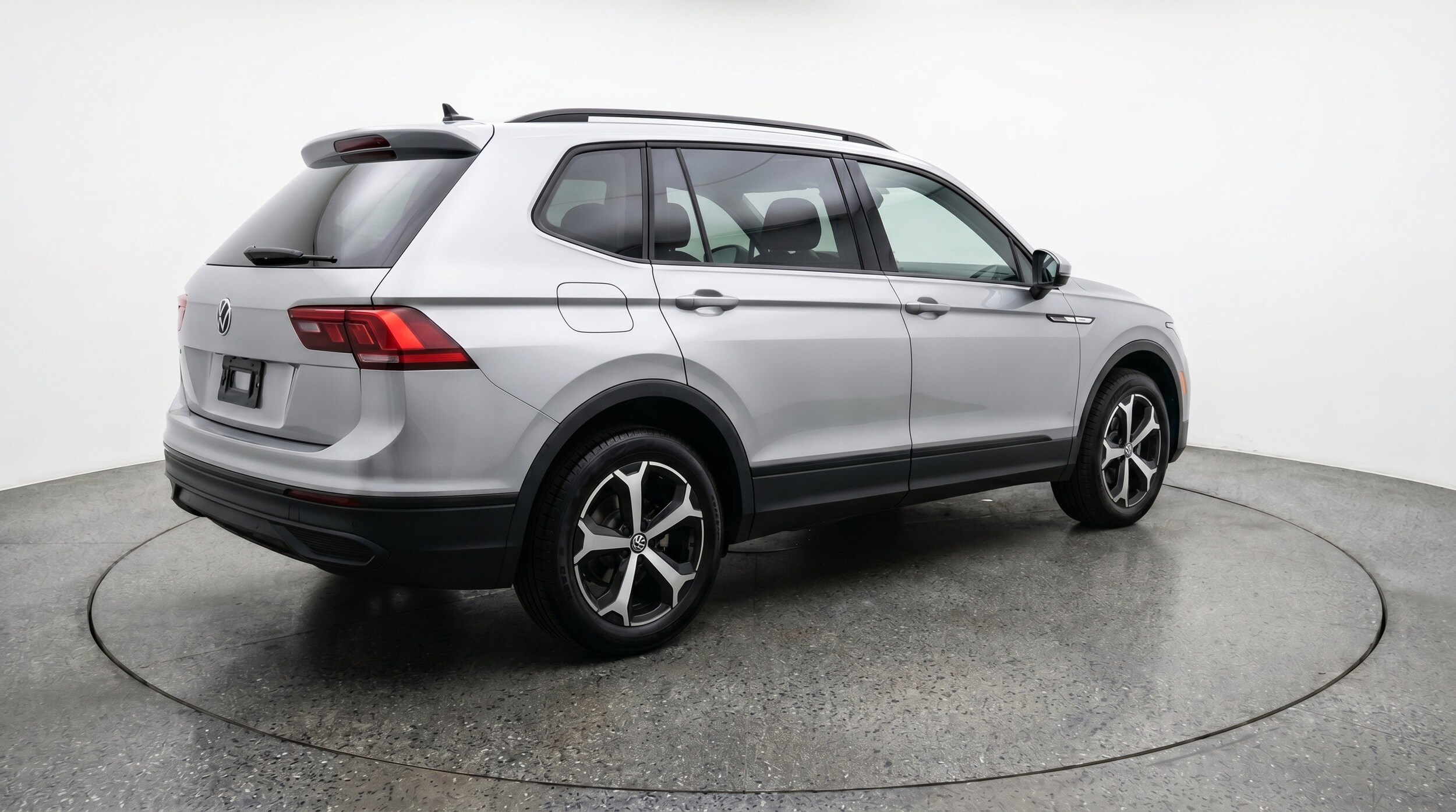 Thumbnail: 2026 Volkswagen Tiguan - 9