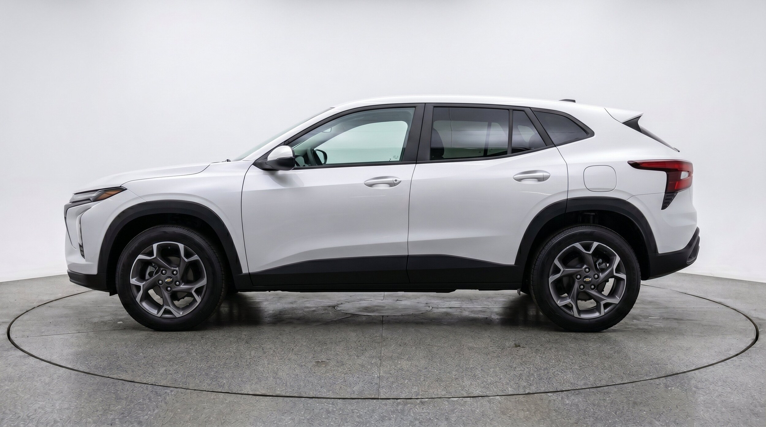 Thumbnail: 2025 Chevrolet Trax - 5