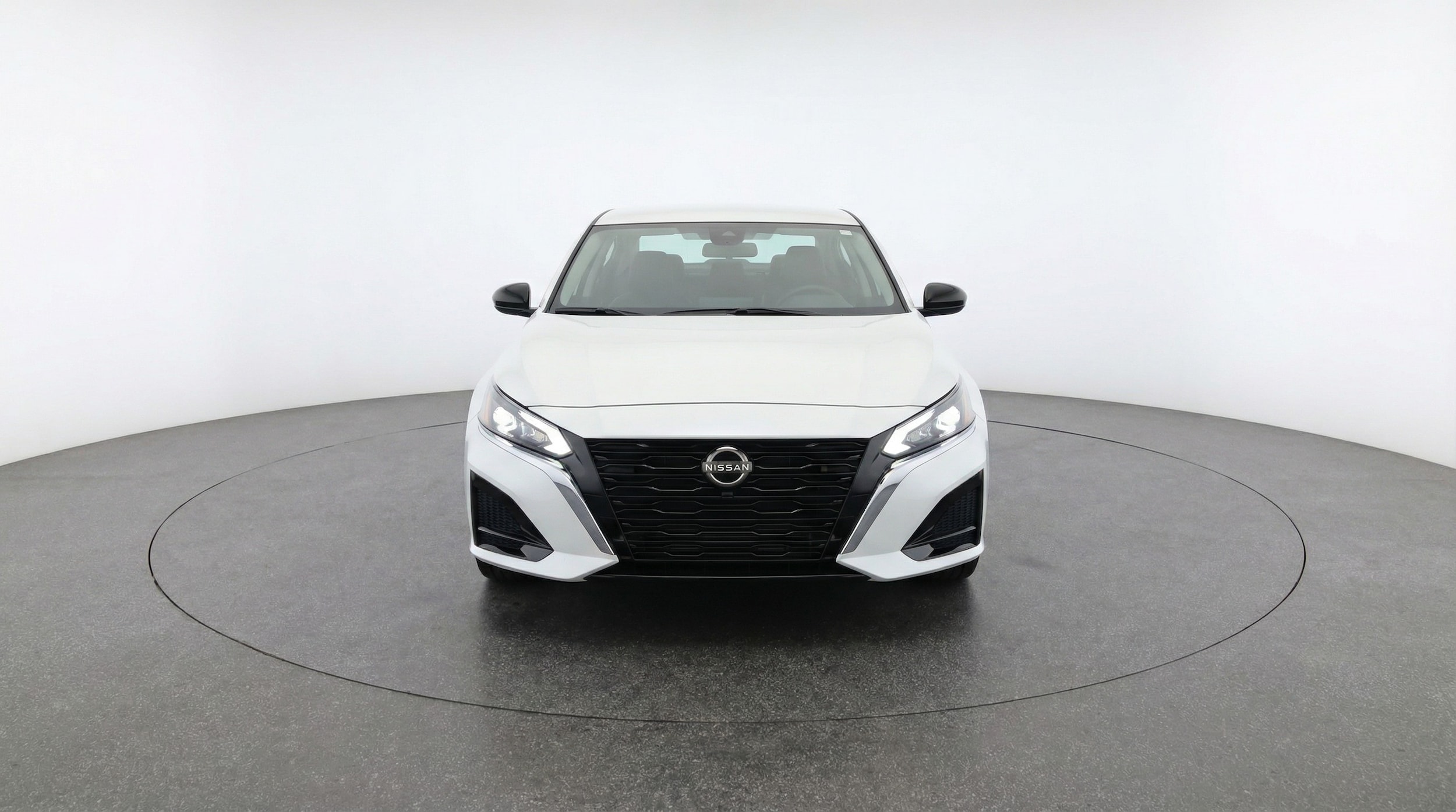 Thumbnail: 2025 Nissan Altima - 2