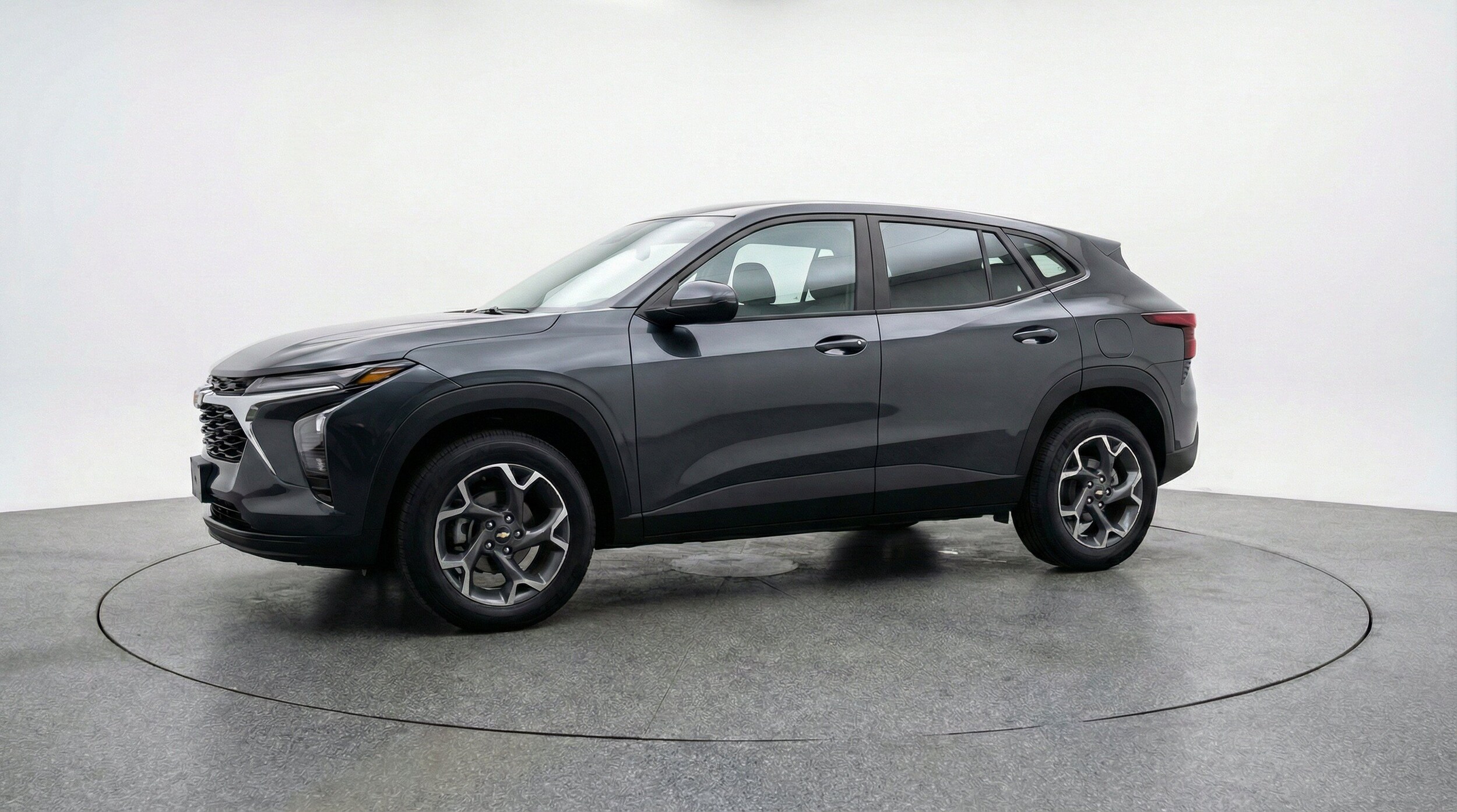 Thumbnail: 2025 Chevrolet Trax - 3