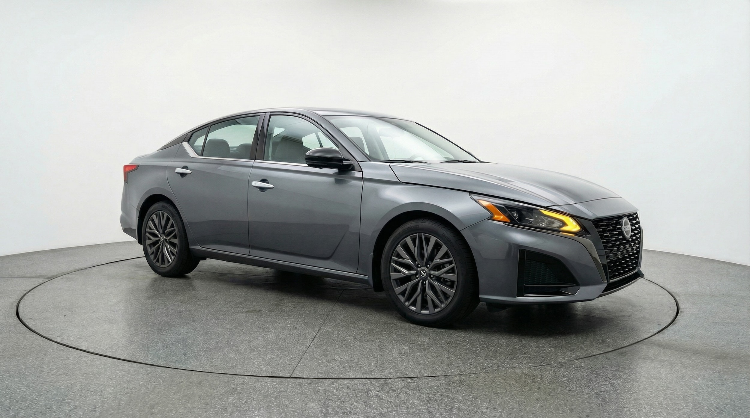 Thumbnail: 2025 Nissan Altima - 1