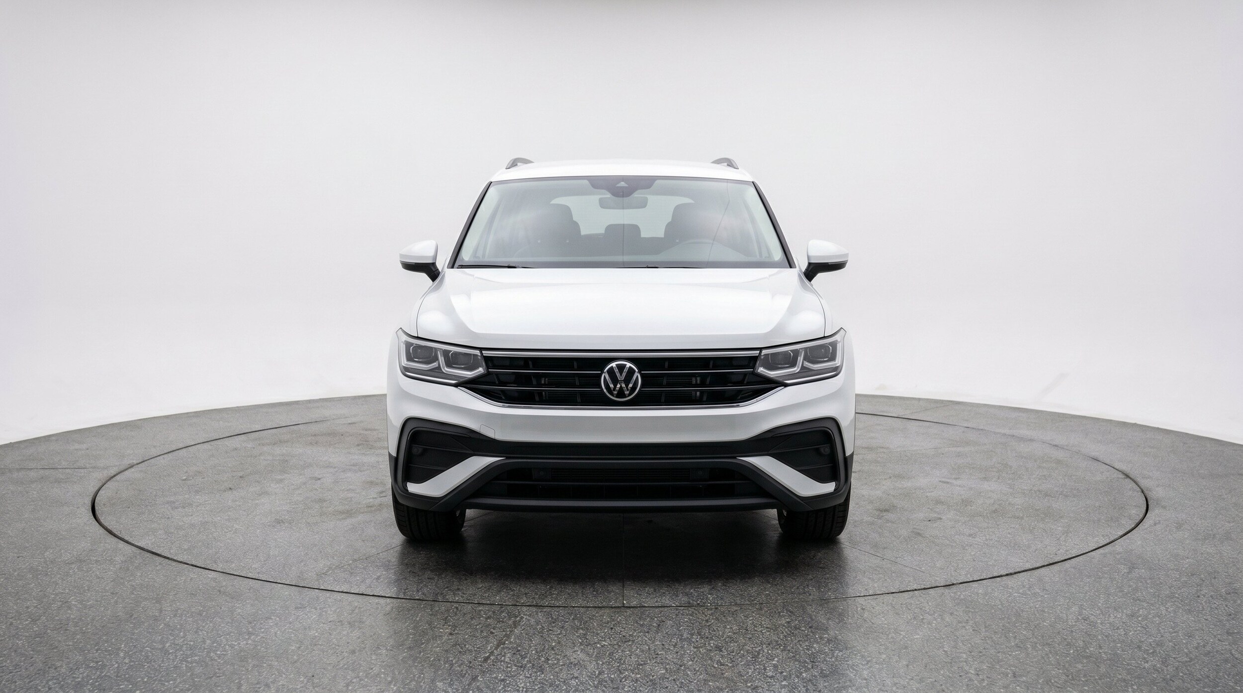 Thumbnail: 2026 Volkswagen Tiguan - 2