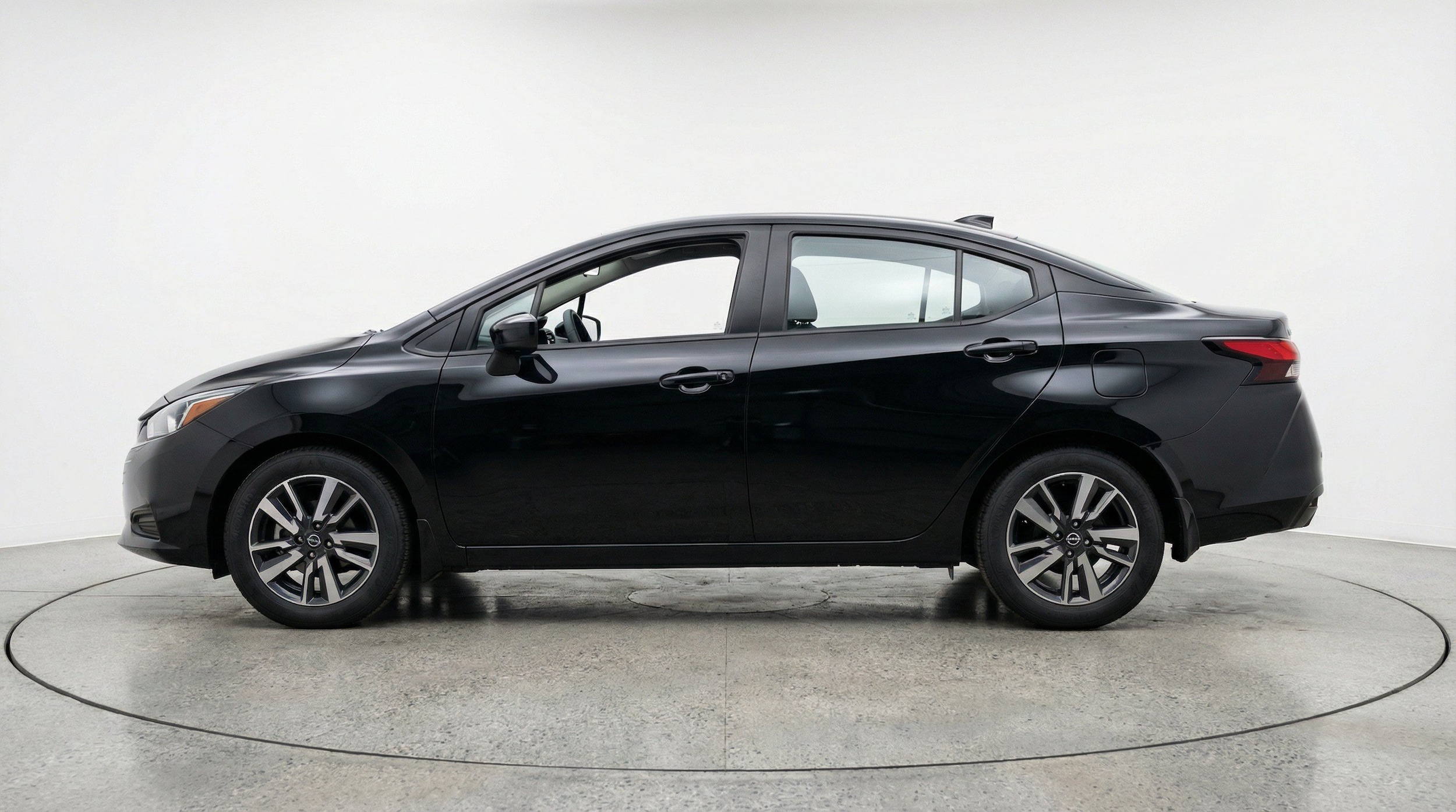 Thumbnail: 2025 Nissan Versa - 5