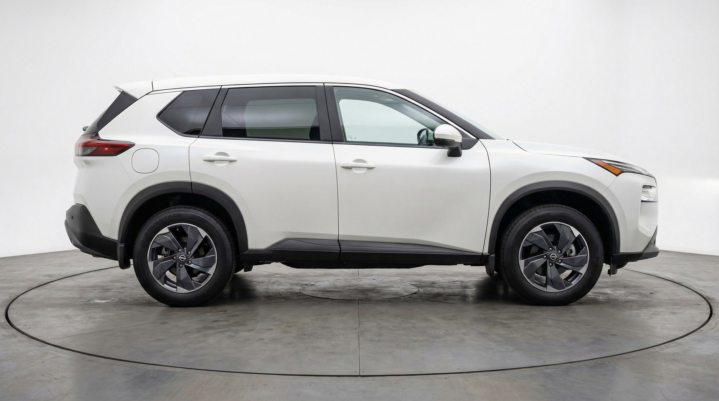 Thumbnail: 2025 Nissan Rogue - 11