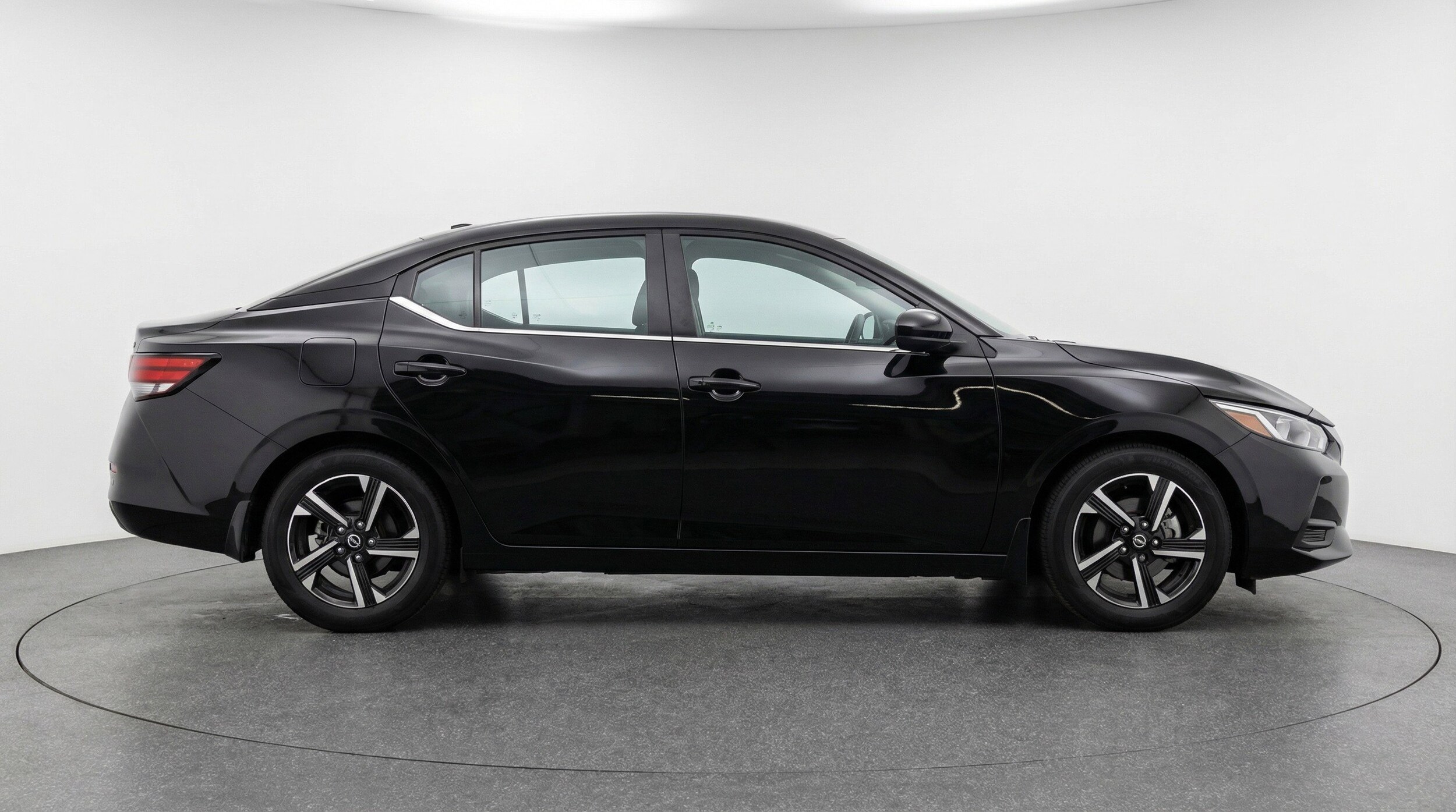 Thumbnail: 2025 Nissan Sentra - 11