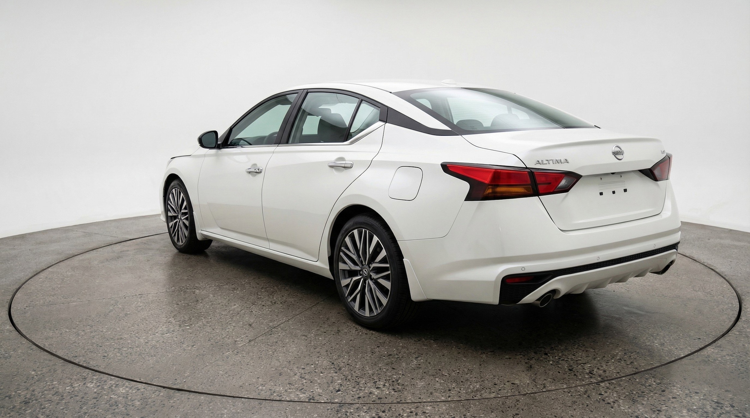 Thumbnail: 2025 Nissan Altima - 6