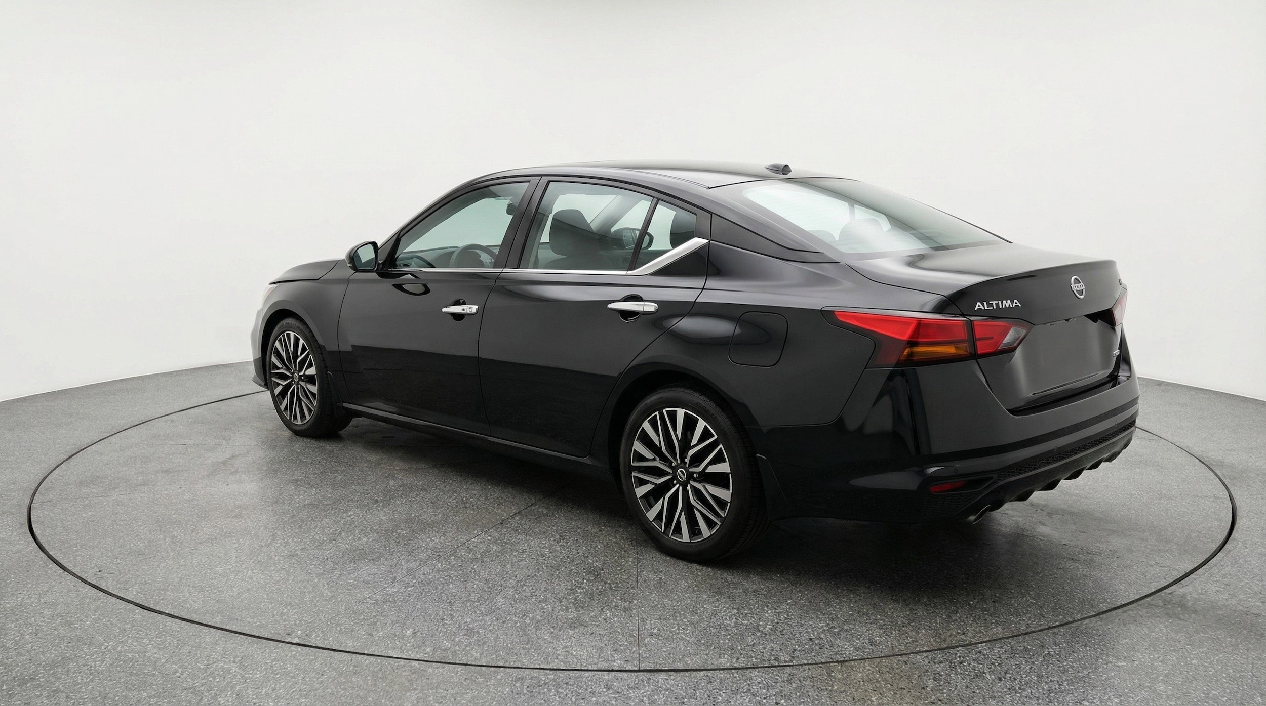 Thumbnail: 2025 Nissan Altima - 6