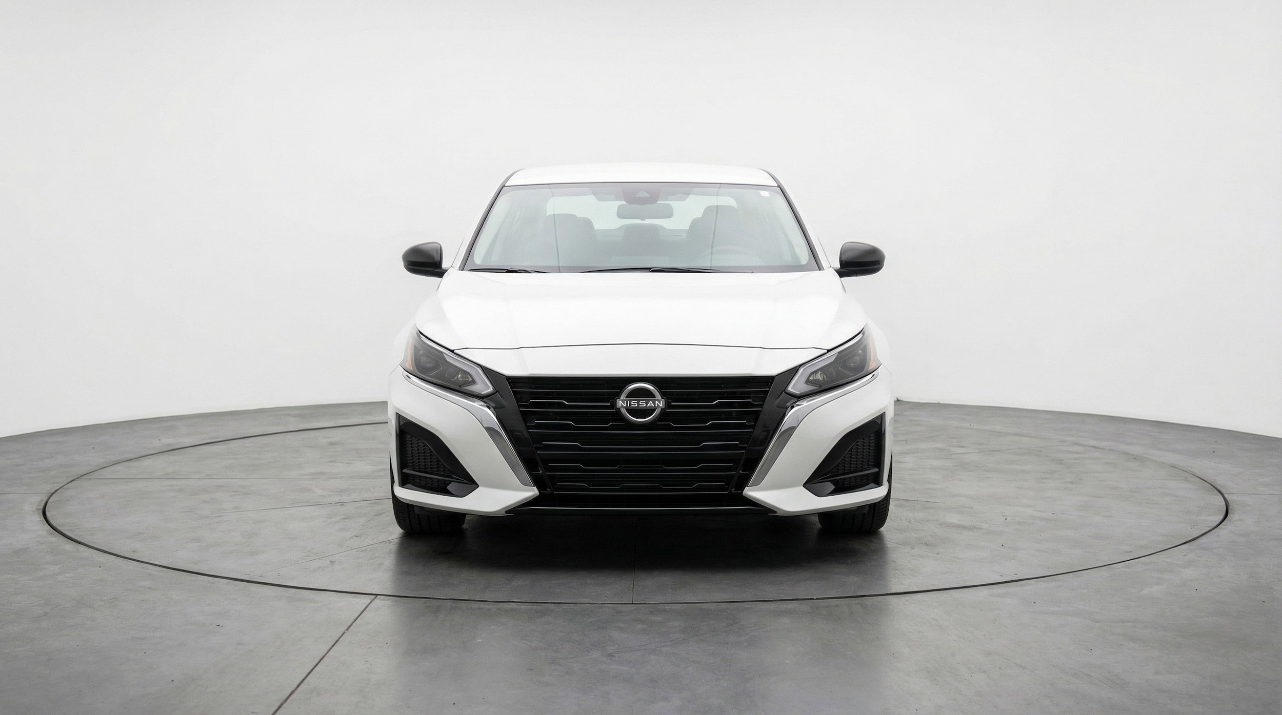 Thumbnail: 2025 Nissan Altima - 2