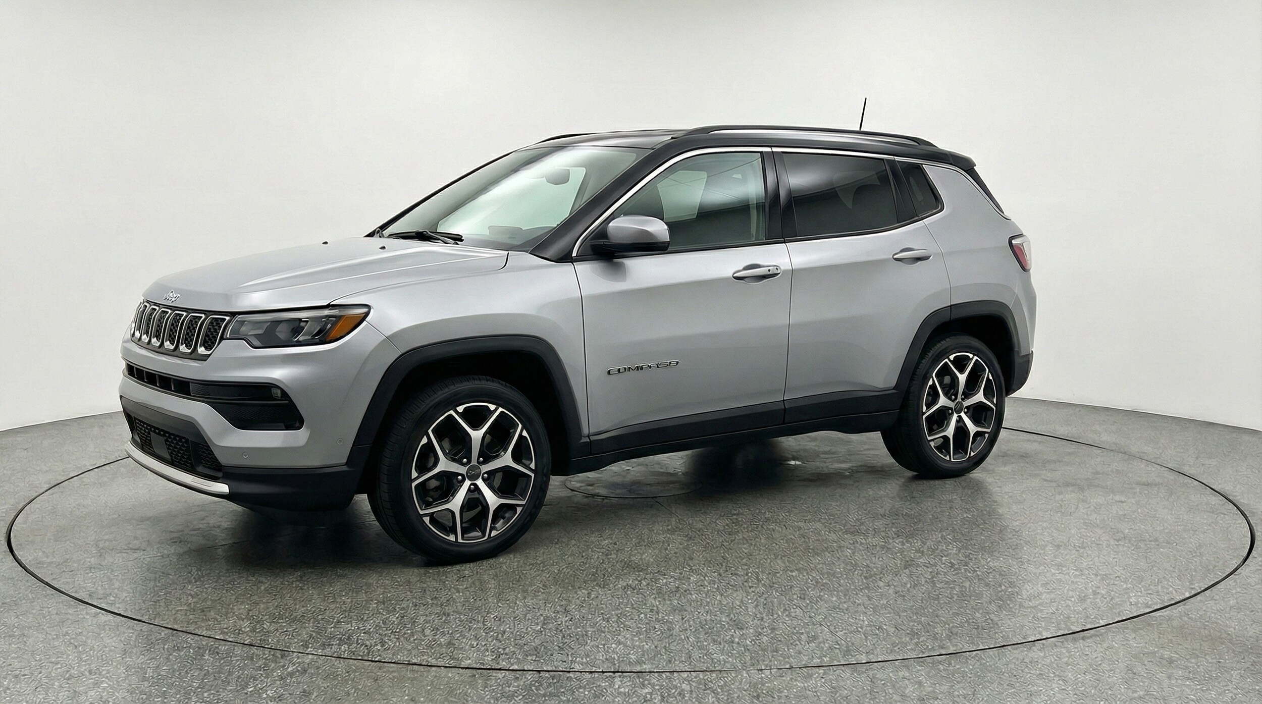 Thumbnail: 2025 Jeep Compass - 3