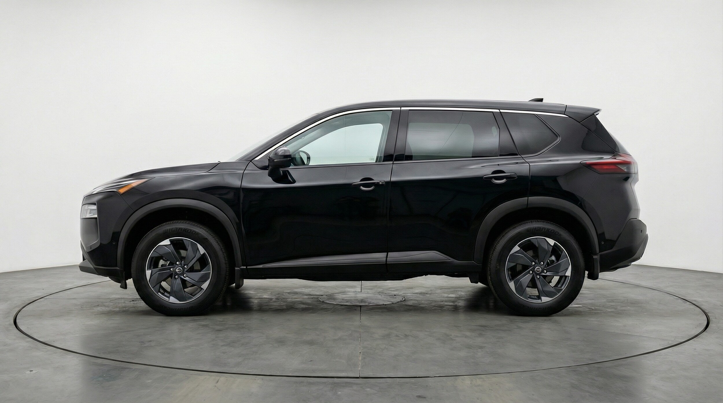 Thumbnail: 2025 Nissan Rogue - 4