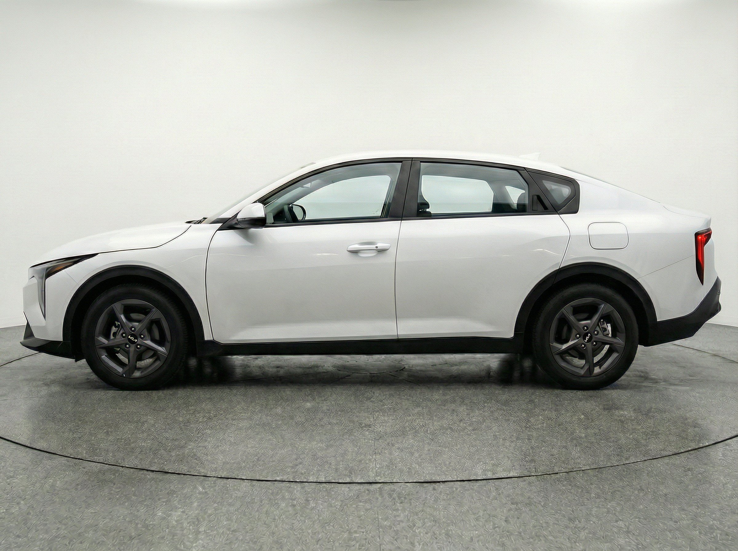 Thumbnail: 2025 Kia K4 - 5