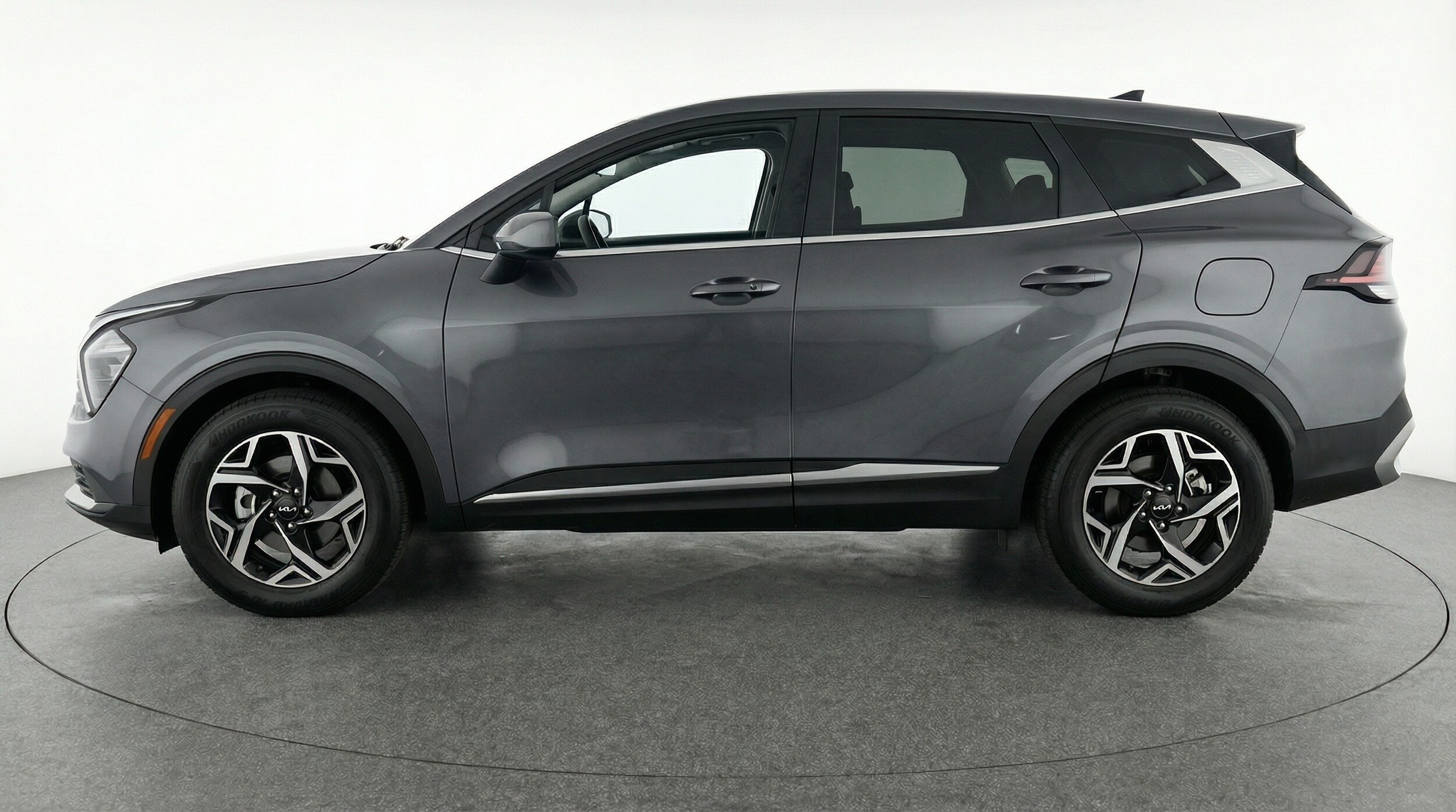 Thumbnail: 2025 Kia Sportage - 4