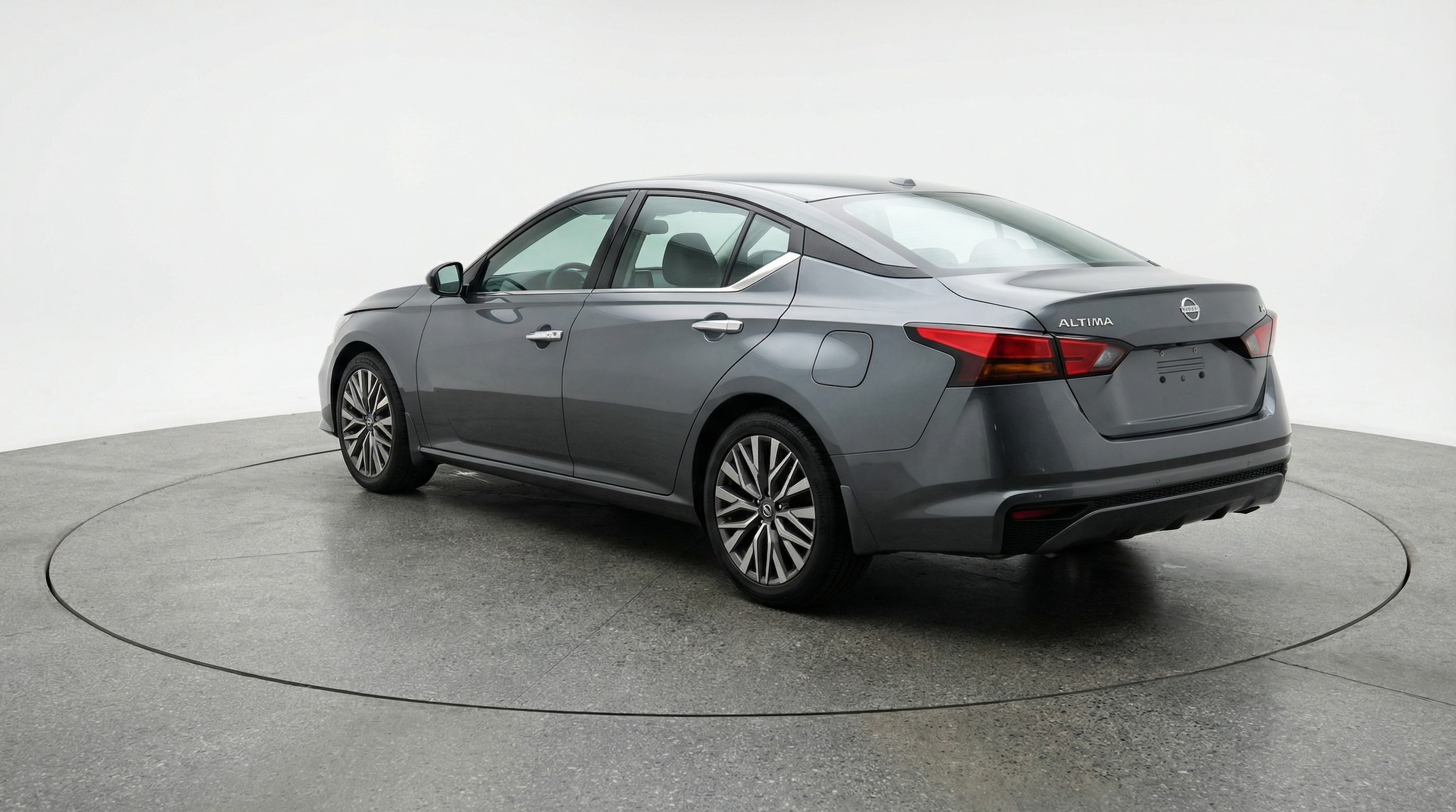 Thumbnail: 2025 Nissan Altima - 5