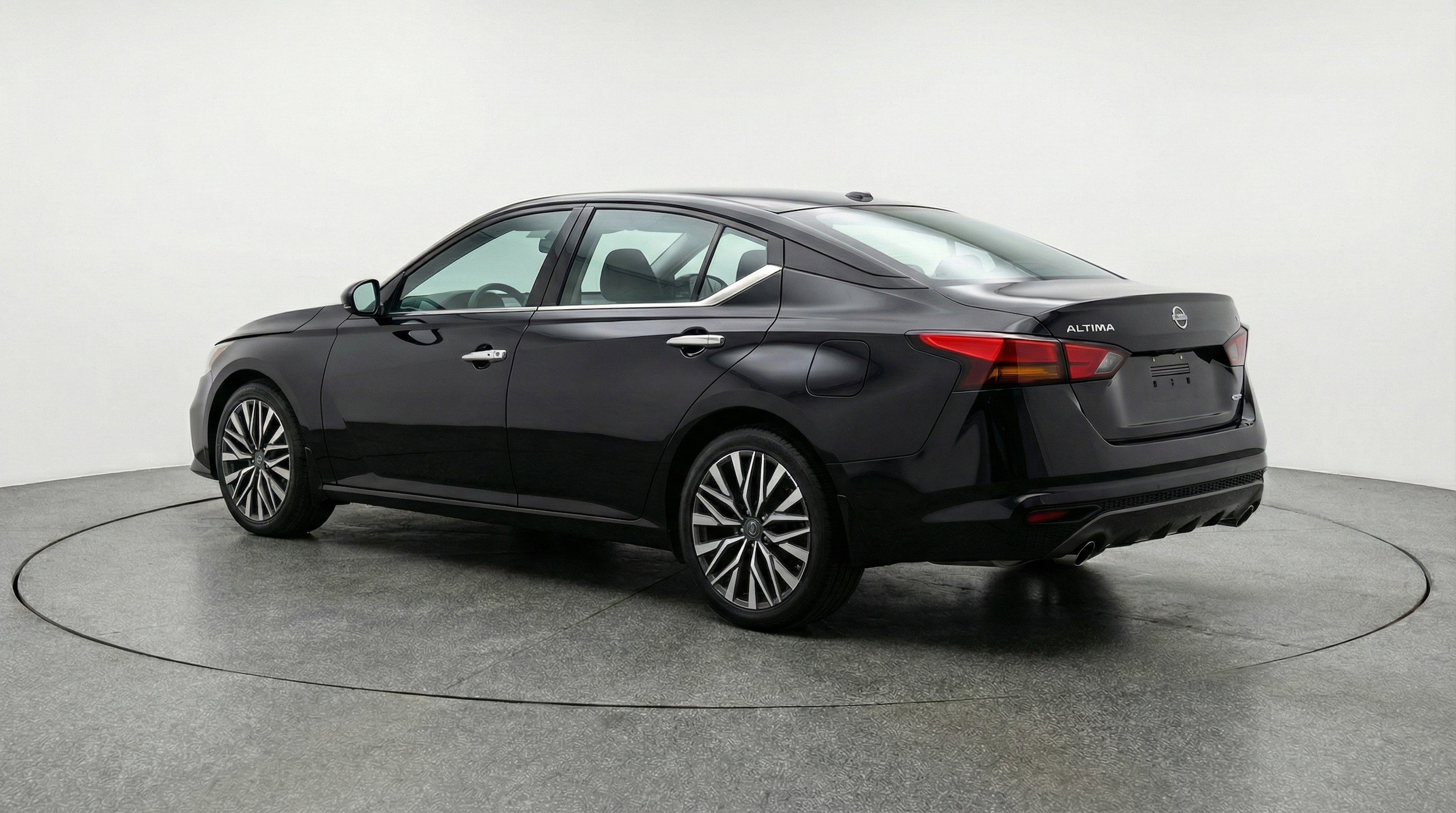 Thumbnail: 2025 Nissan Altima - 6