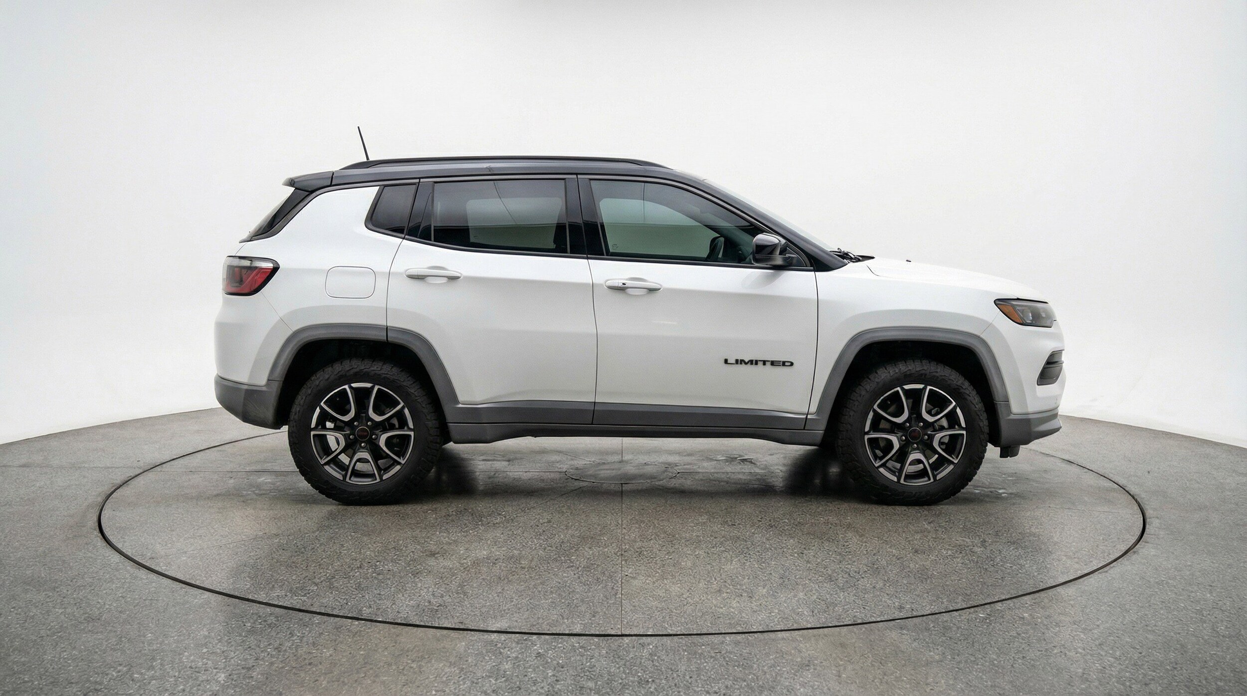 Thumbnail: 2025 Jeep Compass - 11
