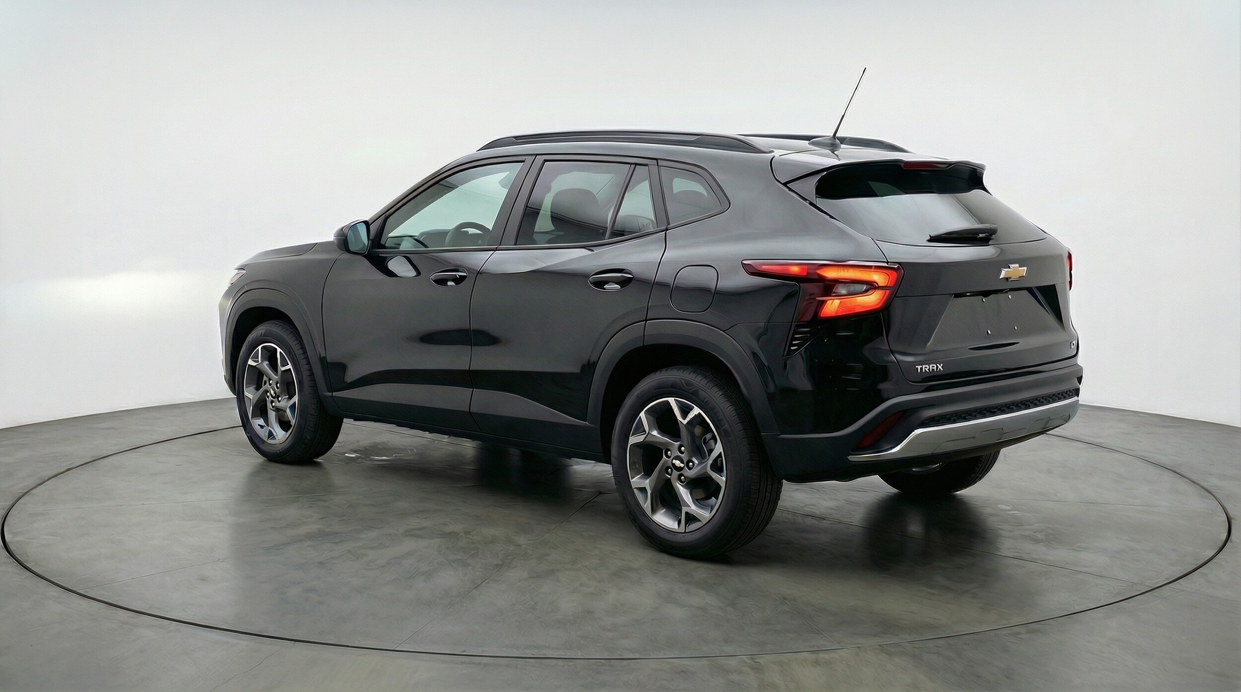 Thumbnail: 2025 Chevrolet Trax - 5