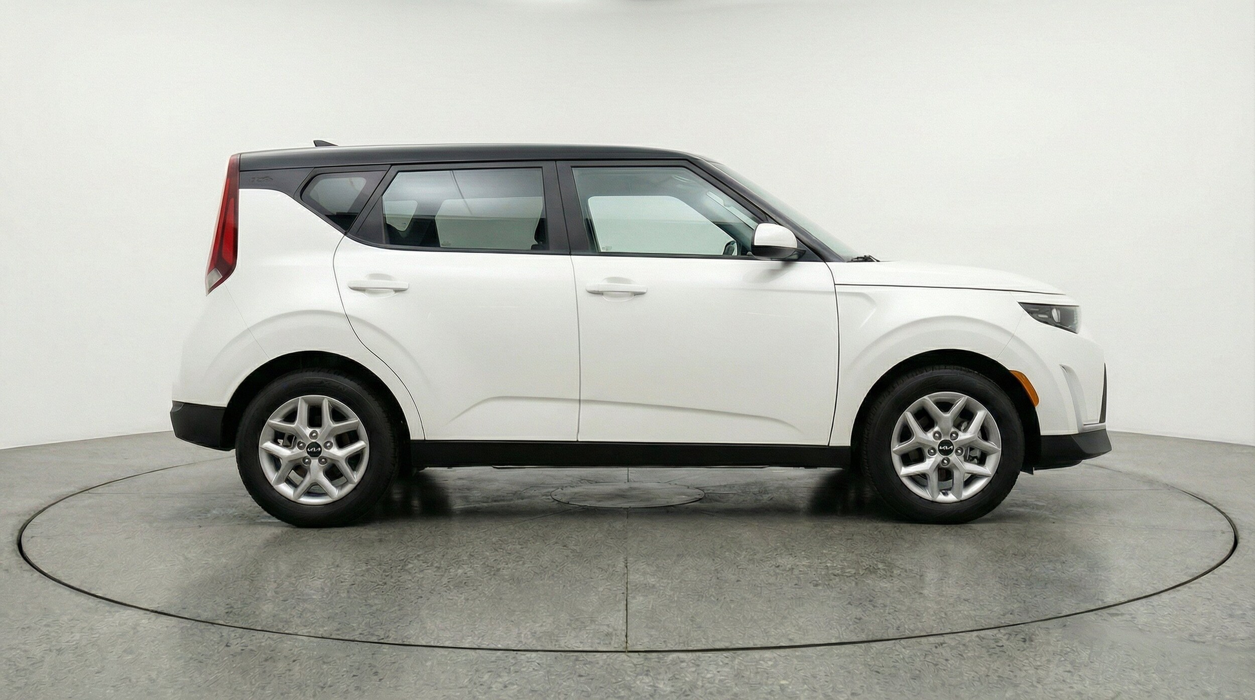 Thumbnail: 2025 Kia Soul - 11